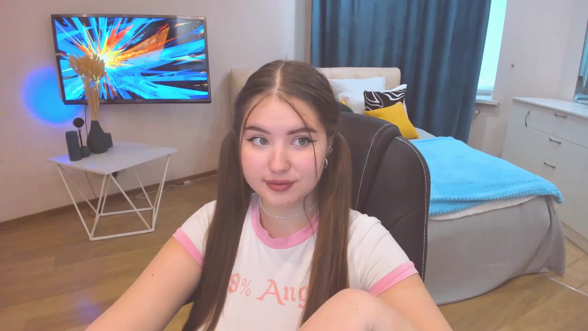 Gallery image thumbnail from AdmireMyEyes's myfreecams stream on, 10/23/2023, 09:31 image 17 of 20