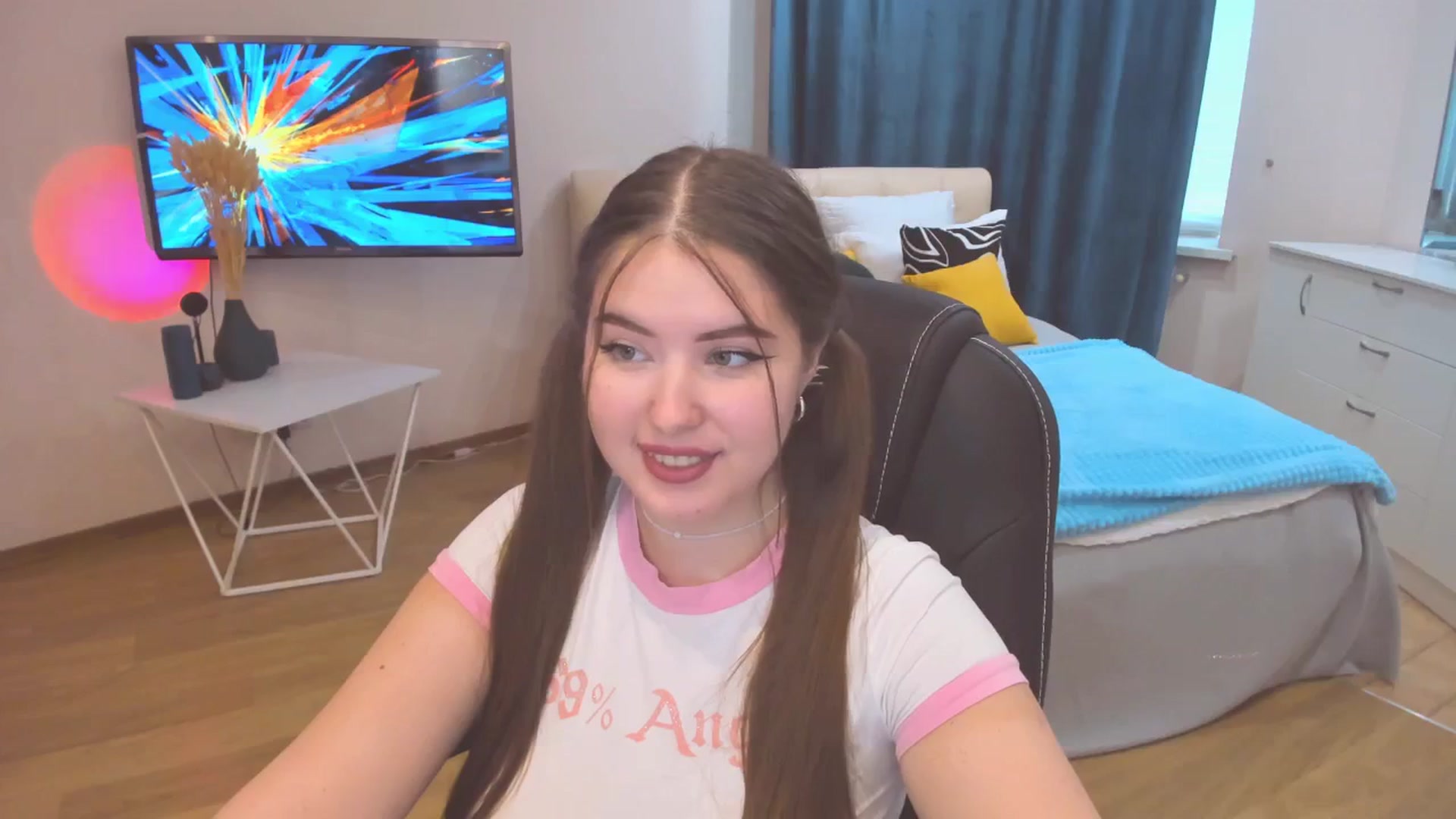 Gallery image thumbnail from AdmireMyEyes's myfreecams stream on, 10/23/2023, 09:31 image 12 of 20