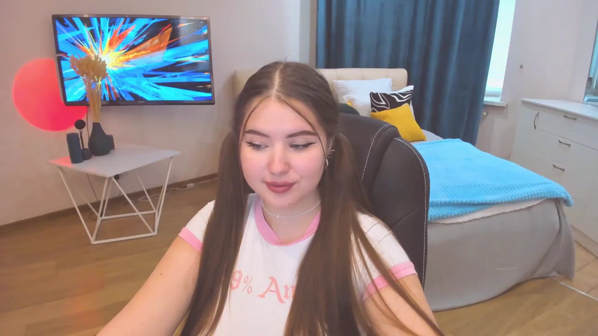 Gallery image thumbnail from AdmireMyEyes's myfreecams stream on, 10/23/2023, 09:46 image 6 of 20