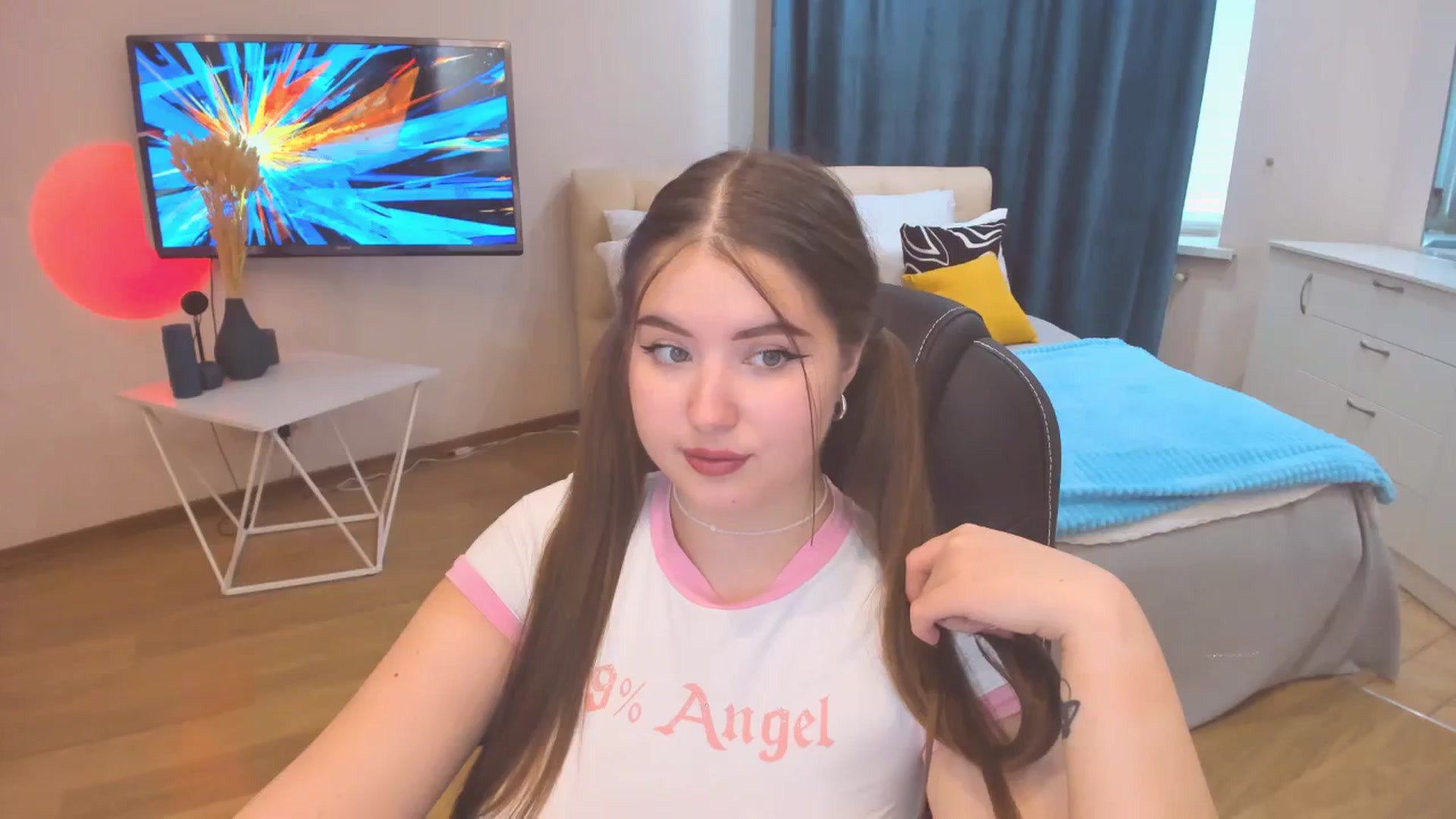 Gallery image thumbnail from AdmireMyEyes's myfreecams stream on, 10/23/2023, 09:46 image 12 of 20