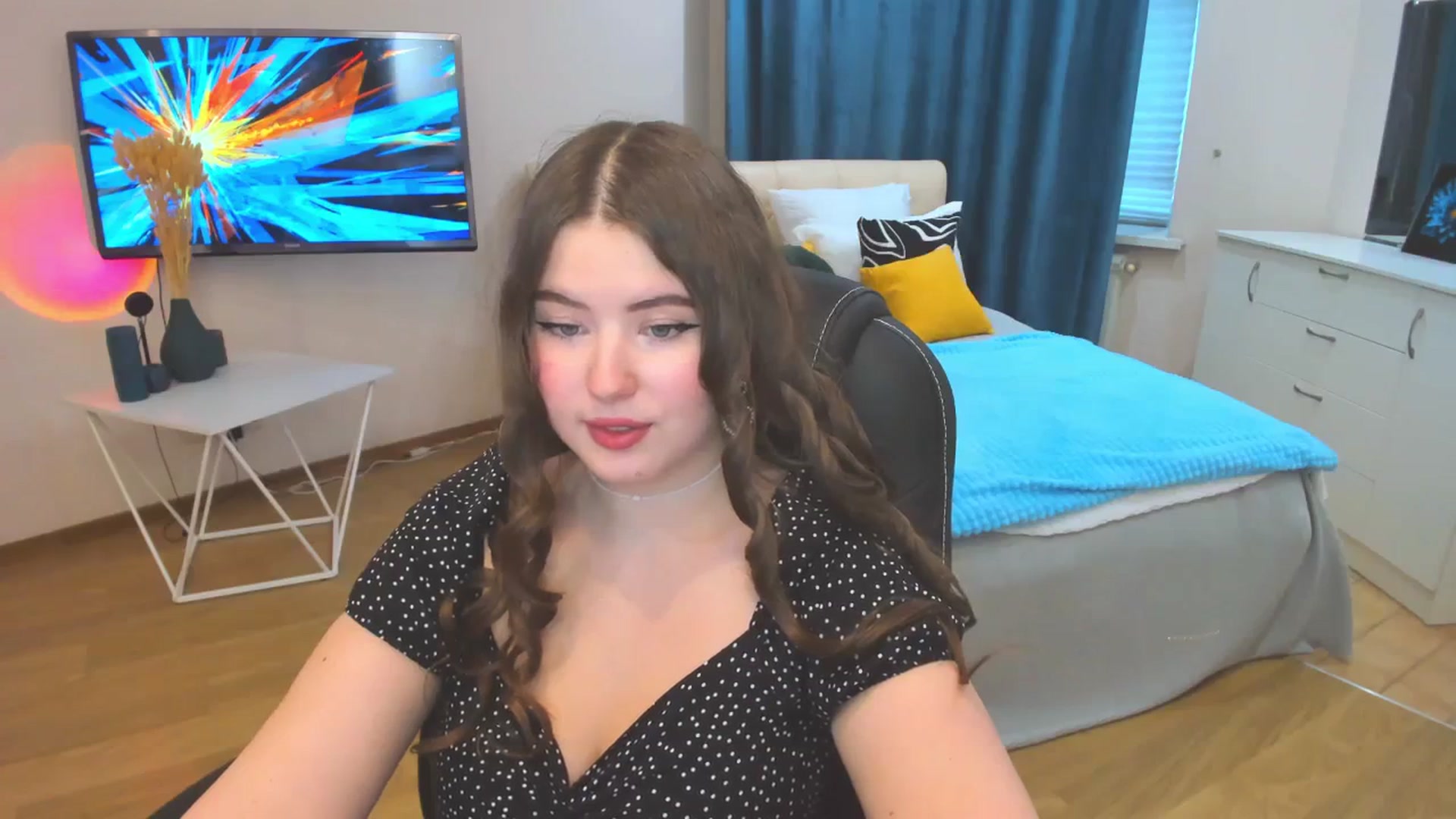 Gallery image thumbnail from AdmireMyEyes's myfreecams stream on, 10/24/2023, 12:47 image 5 of 20