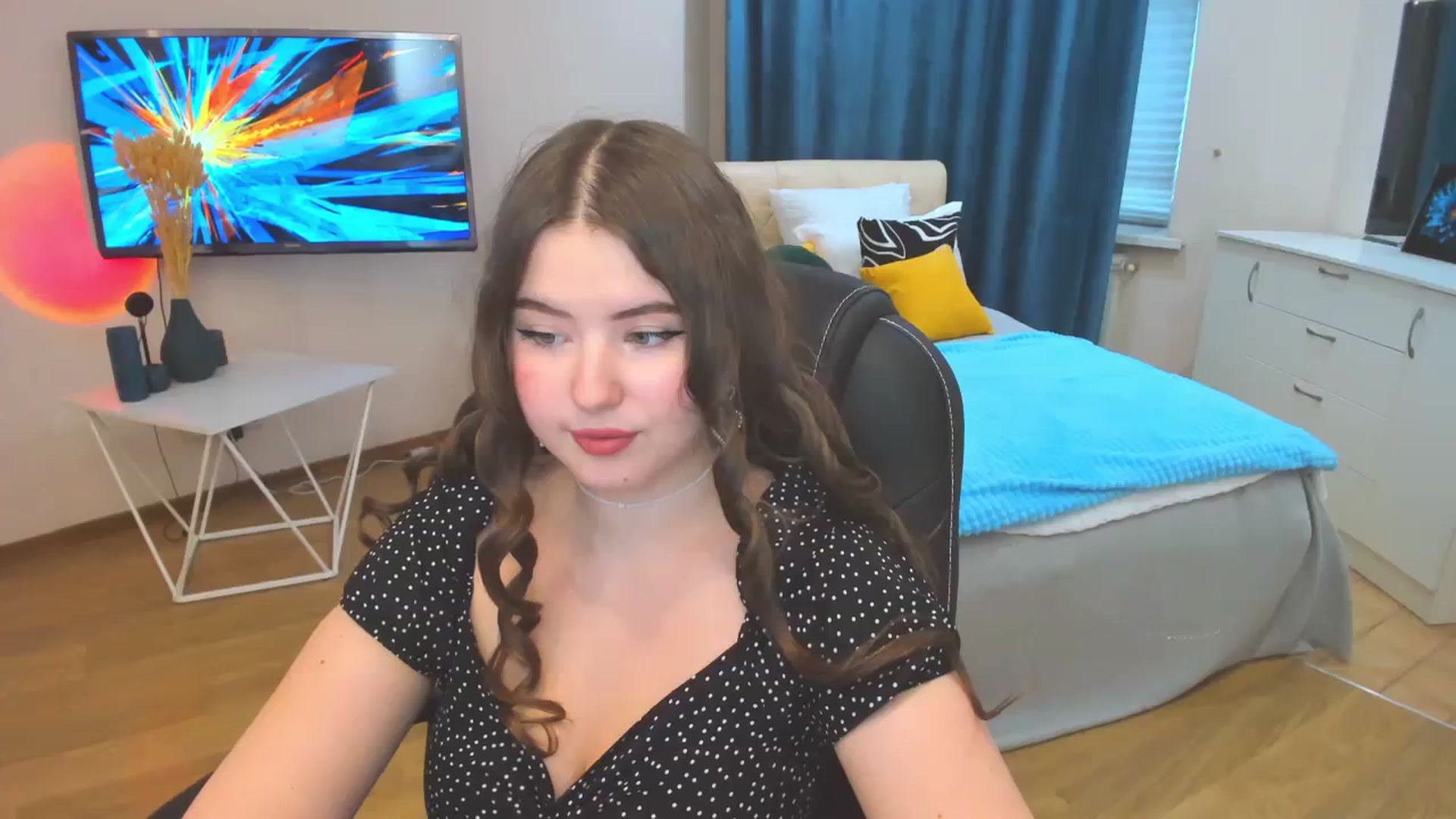 Gallery image thumbnail from AdmireMyEyes's myfreecams stream on, 10/24/2023, 12:47 image 19 of 20