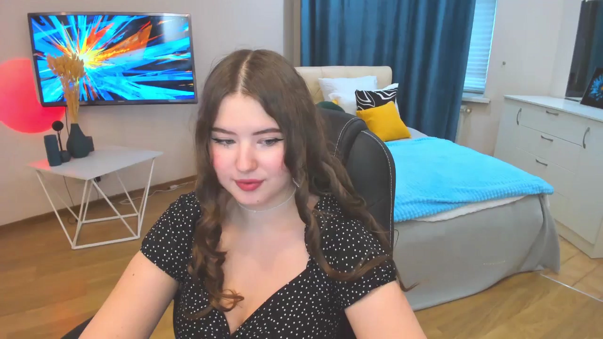 Gallery image thumbnail from AdmireMyEyes's myfreecams stream on, 10/24/2023, 12:47 image 16 of 20