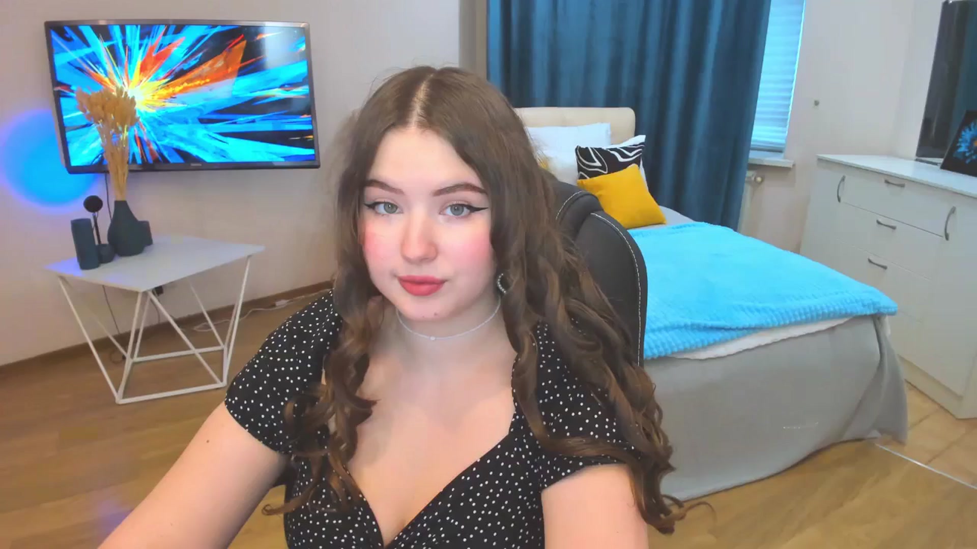 Gallery image thumbnail from AdmireMyEyes's myfreecams stream on, 10/24/2023, 12:47 image 1 of 20