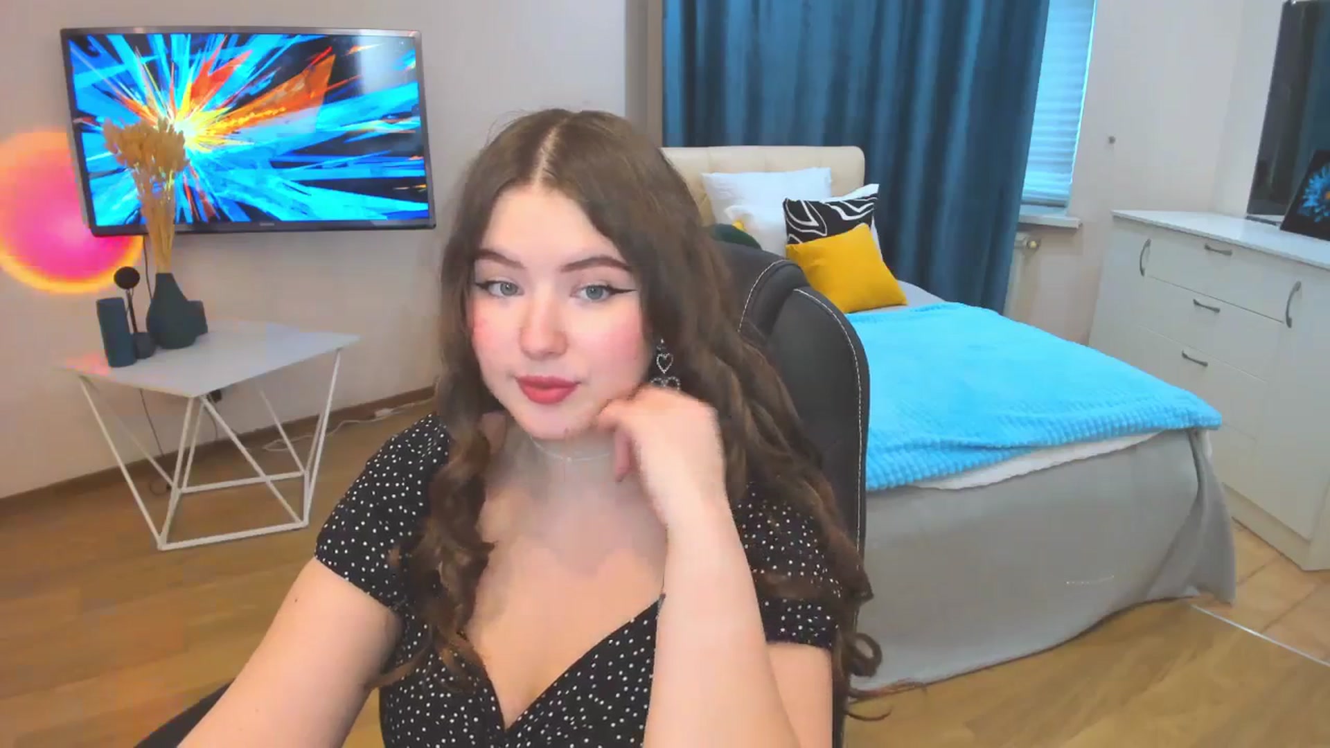 Gallery image thumbnail from AdmireMyEyes's myfreecams stream on, 10/24/2023, 12:47 image 8 of 20