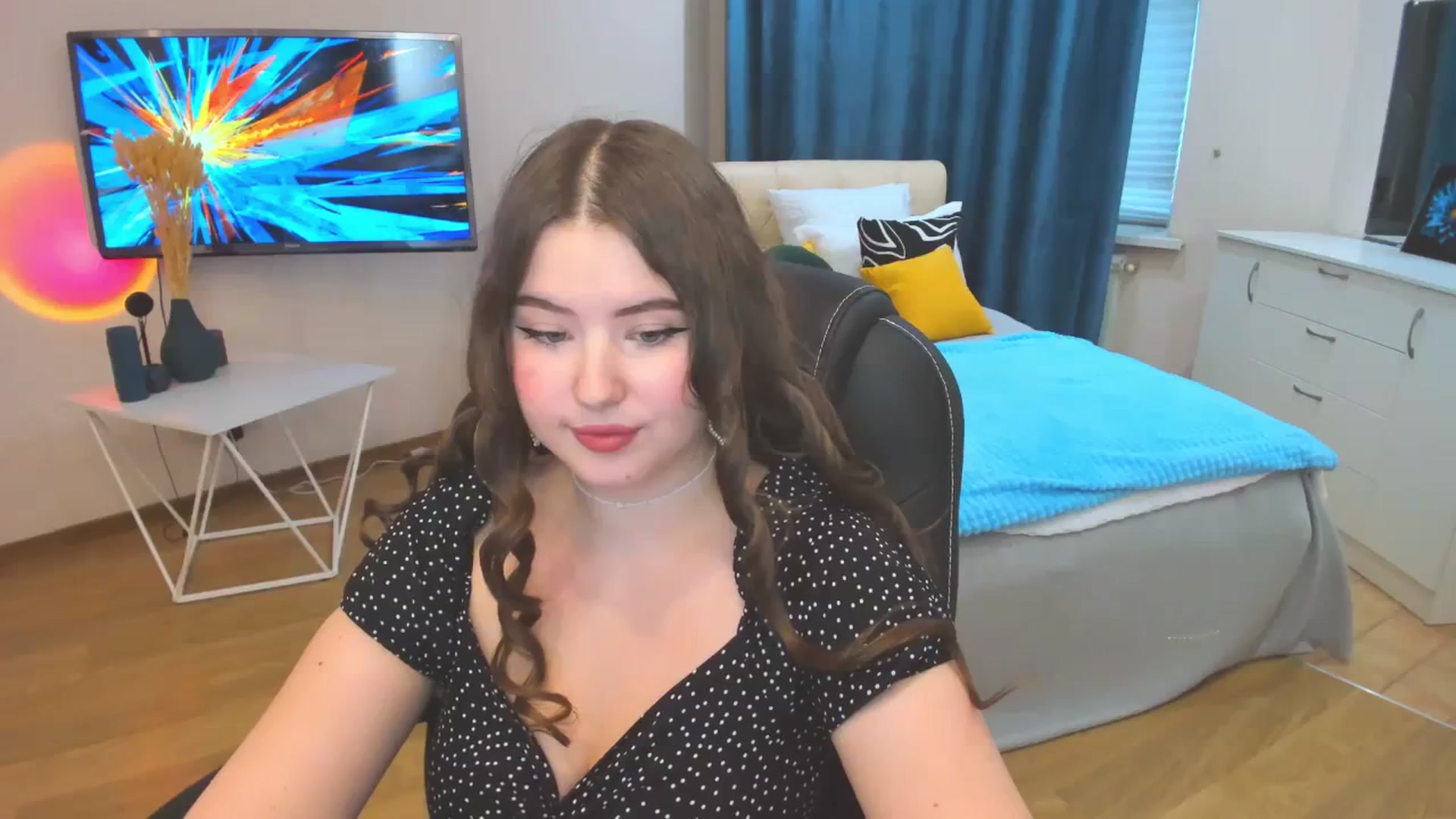 Gallery image thumbnail from AdmireMyEyes's myfreecams stream on, 10/24/2023, 12:47 image 18 of 20