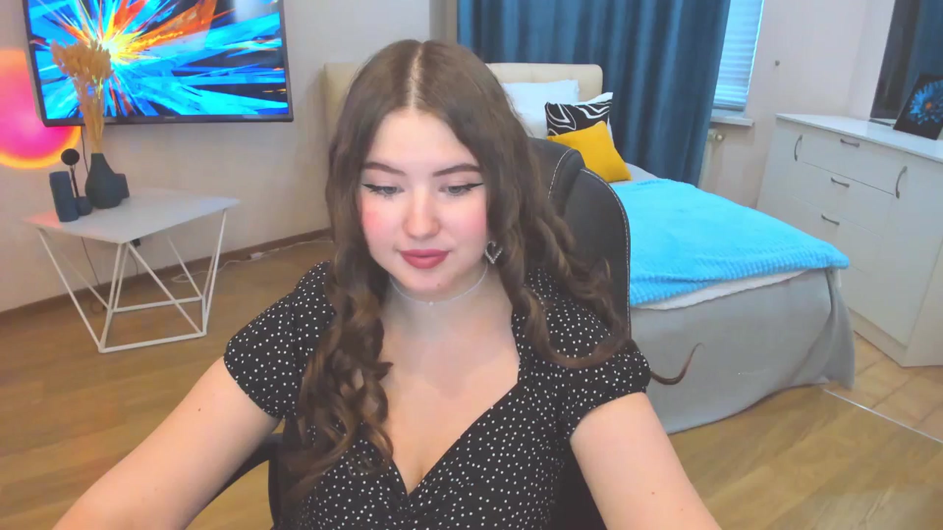 Gallery image thumbnail from AdmireMyEyes's myfreecams stream on, 10/24/2023, 13:50 image 2 of 20