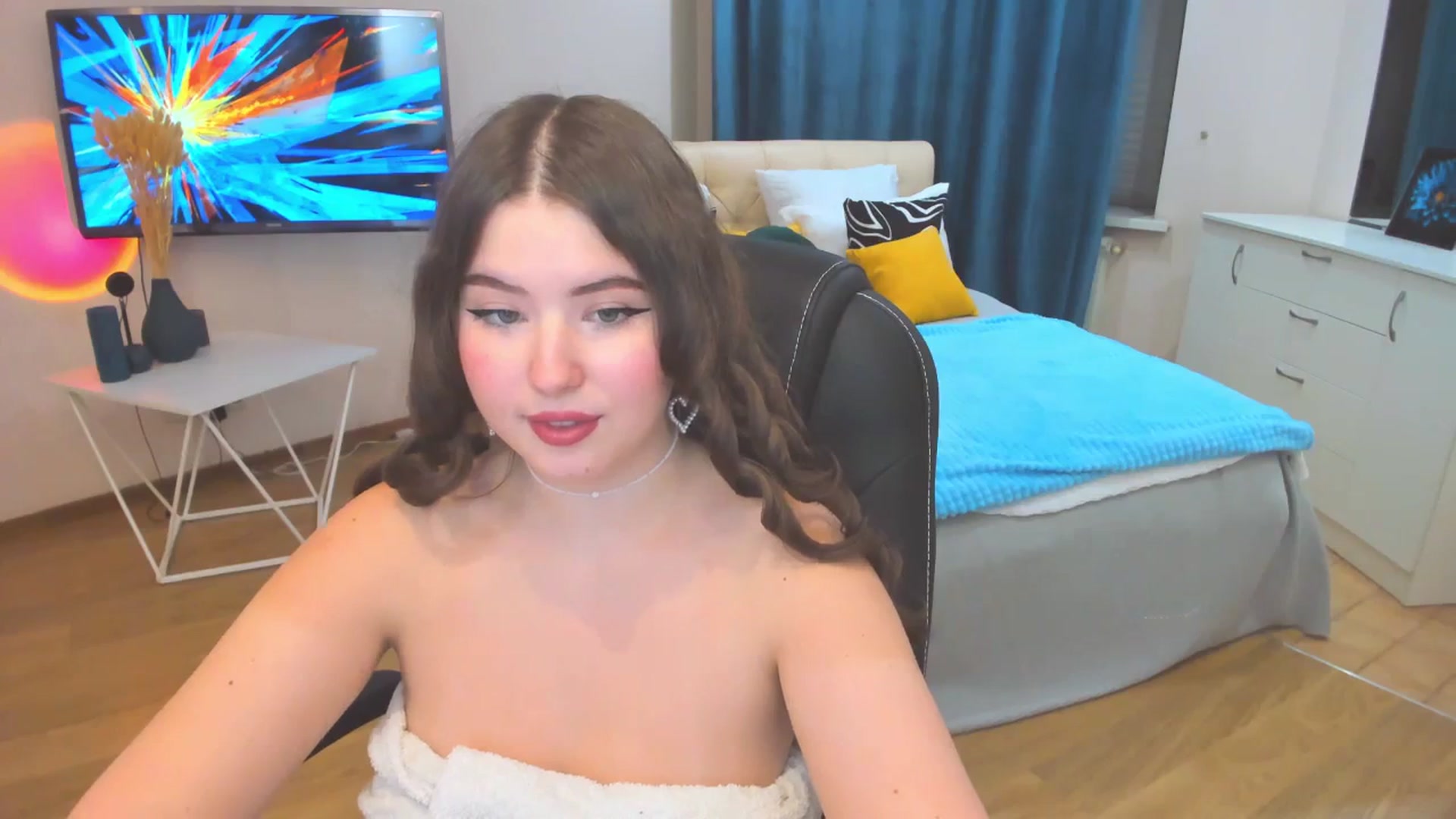 Gallery image thumbnail from AdmireMyEyes's myfreecams stream on, 10/24/2023, 14:46 image 8 of 20