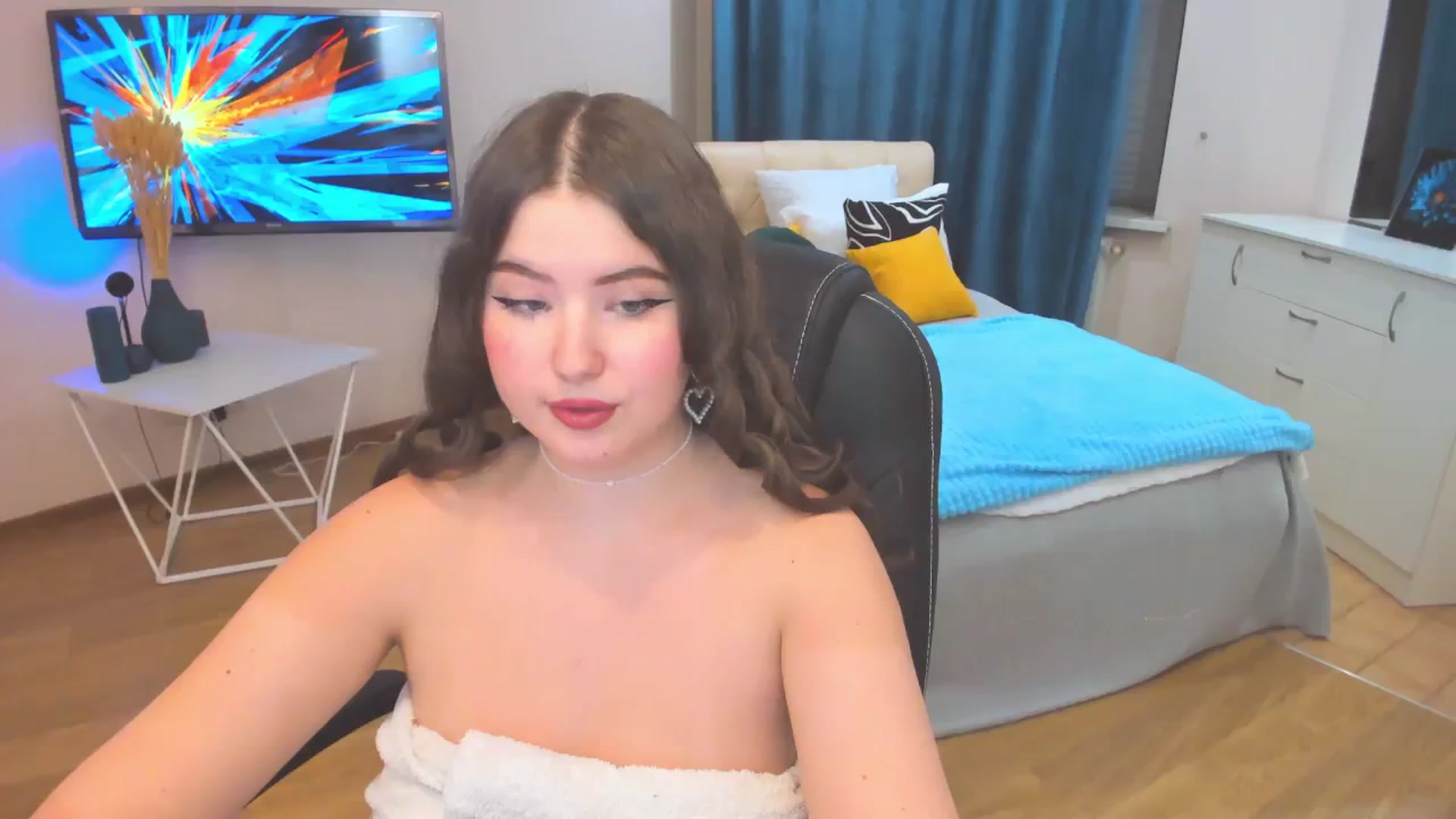Gallery image thumbnail from AdmireMyEyes's myfreecams stream on, 10/24/2023, 14:46 image 5 of 20