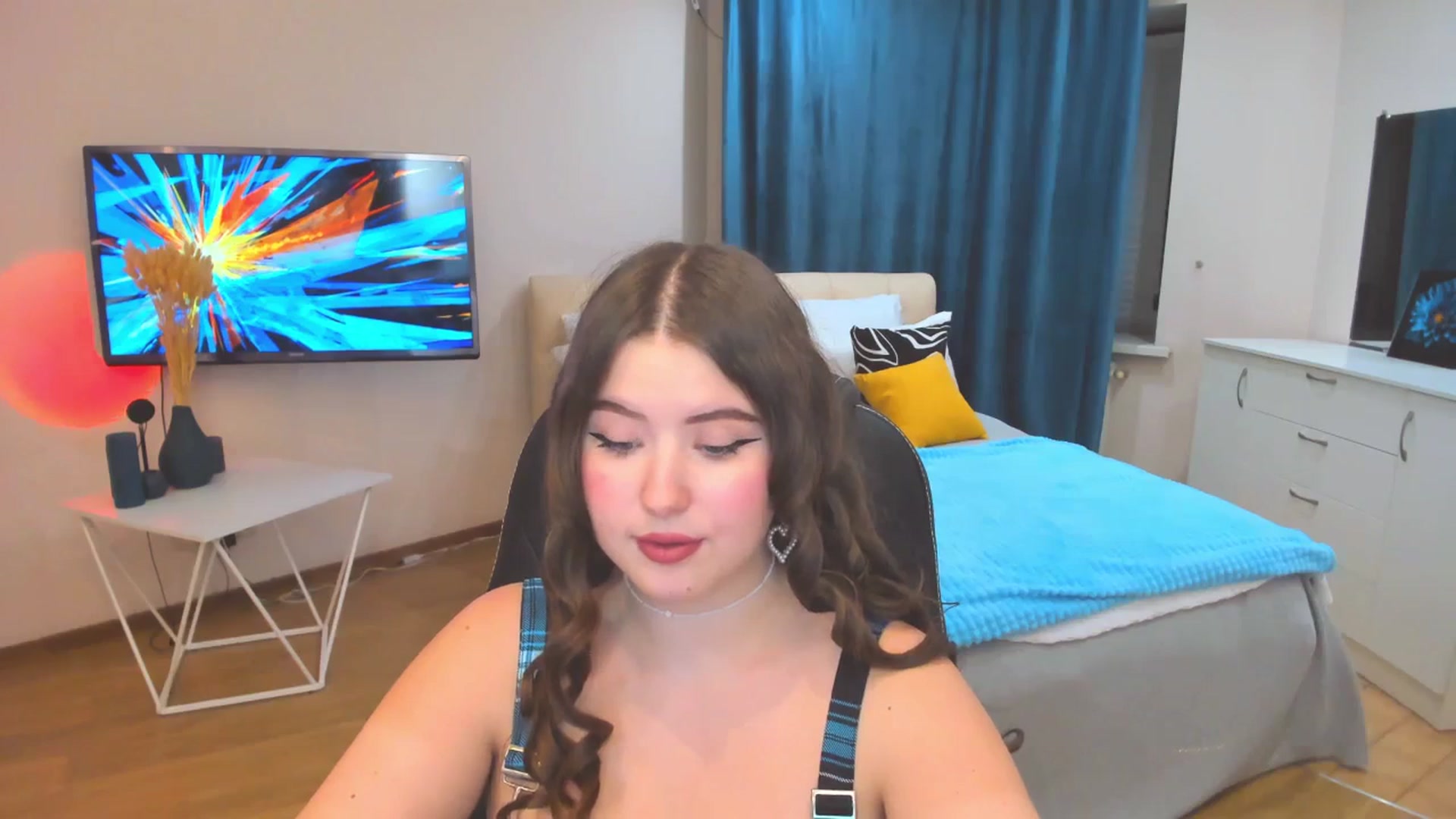 Gallery image thumbnail from AdmireMyEyes's myfreecams stream on, 10/24/2023, 16:47 image 20 of 20