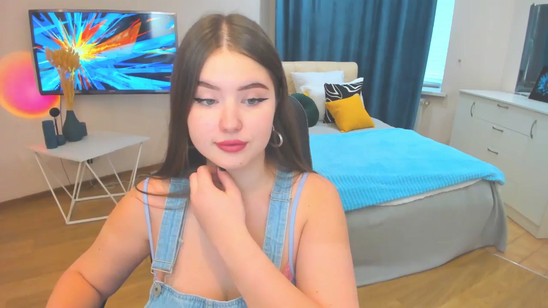 Gallery image thumbnail from AdmireMyEyes's myfreecams stream on, 10/25/2023, 09:45 image 18 of 20