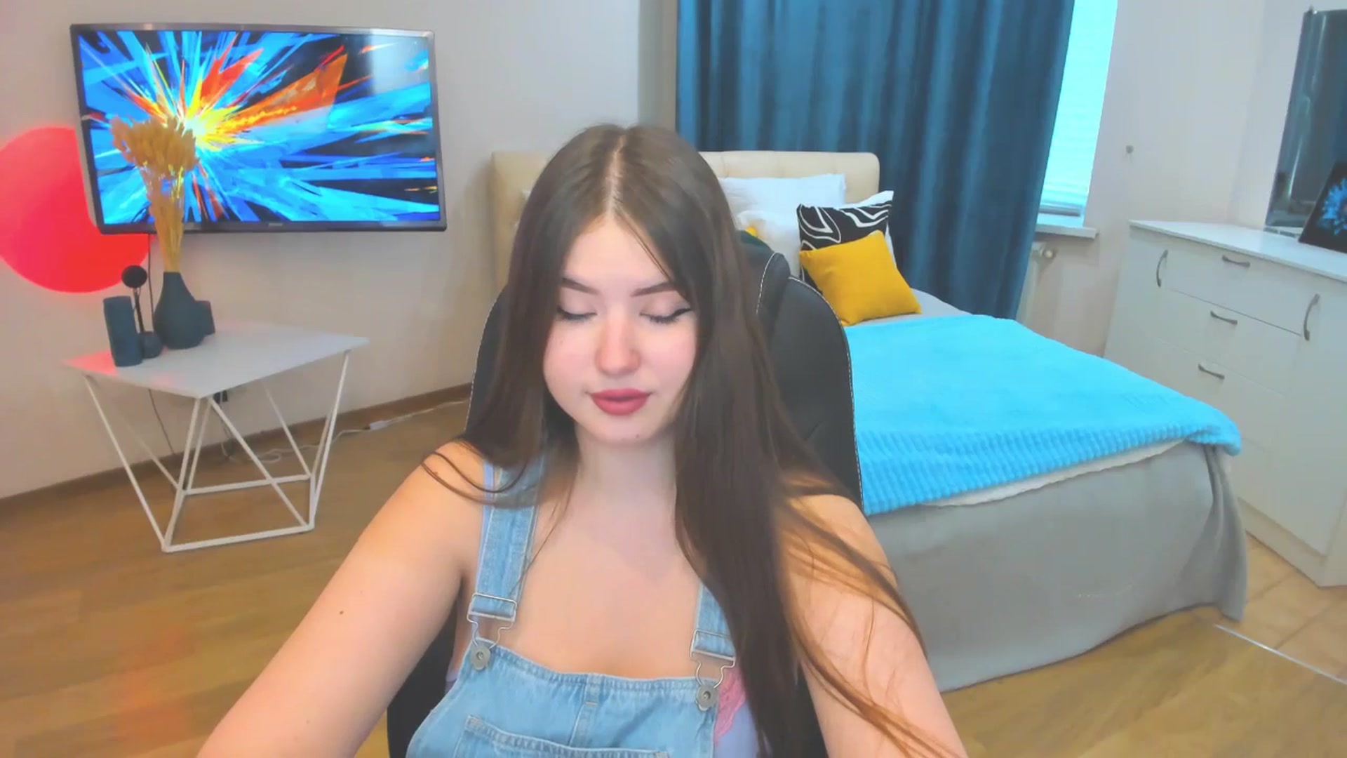 Gallery image thumbnail from AdmireMyEyes's myfreecams stream on, 10/25/2023, 09:45 image 19 of 20