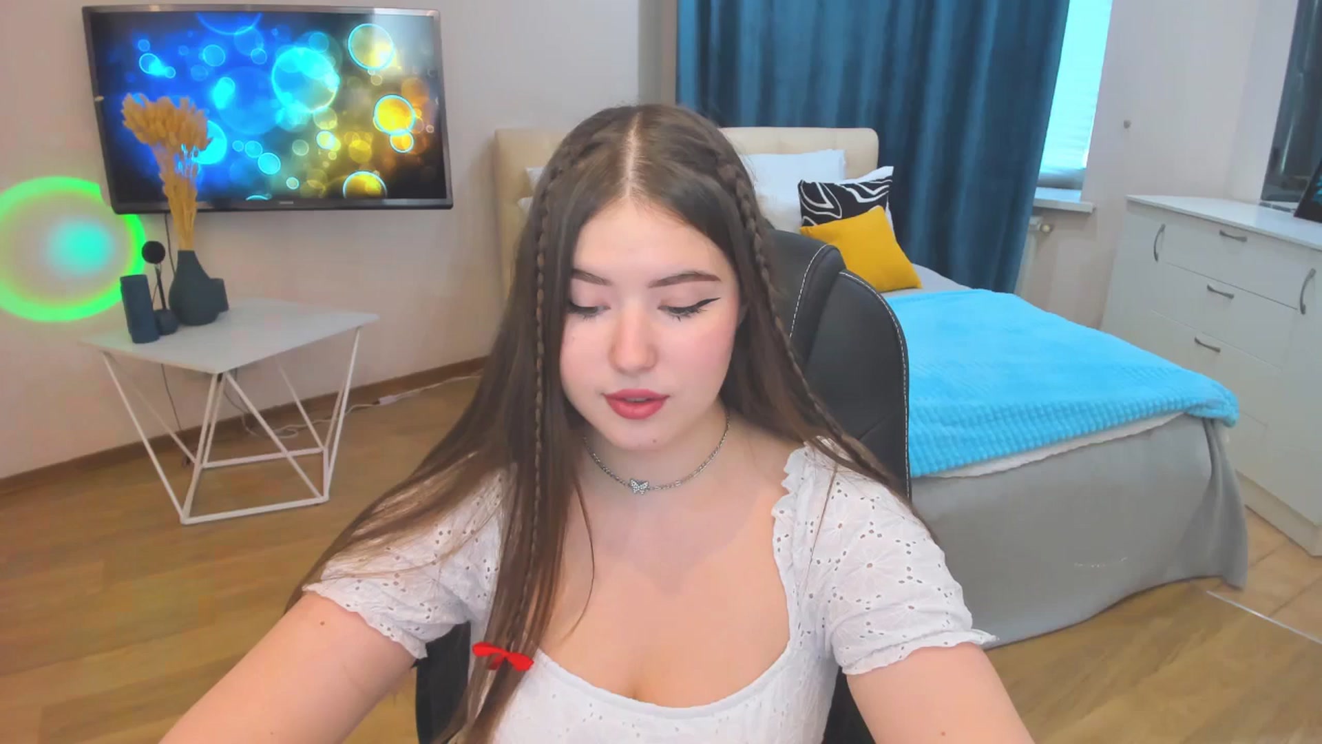 Gallery image thumbnail from AdmireMyEyes's myfreecams stream on, 10/26/2023, 10:39 image 20 of 20