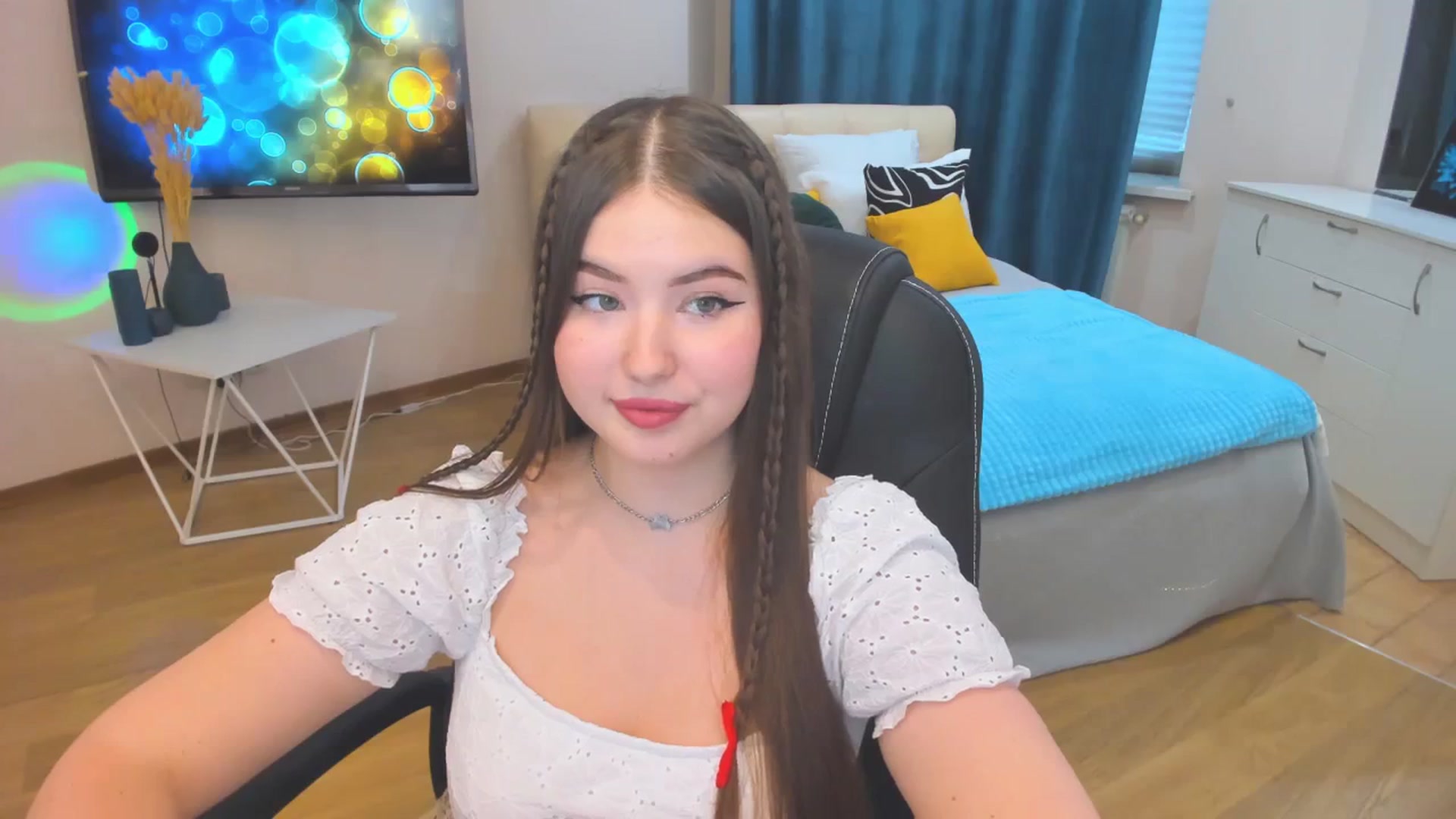 Gallery image thumbnail from AdmireMyEyes's myfreecams stream on, 10/26/2023, 12:42 image 4 of 20