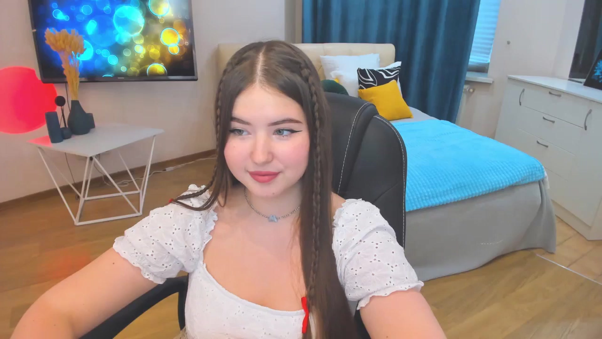 Gallery image thumbnail from AdmireMyEyes's myfreecams stream on, 10/26/2023, 12:42 image 5 of 20