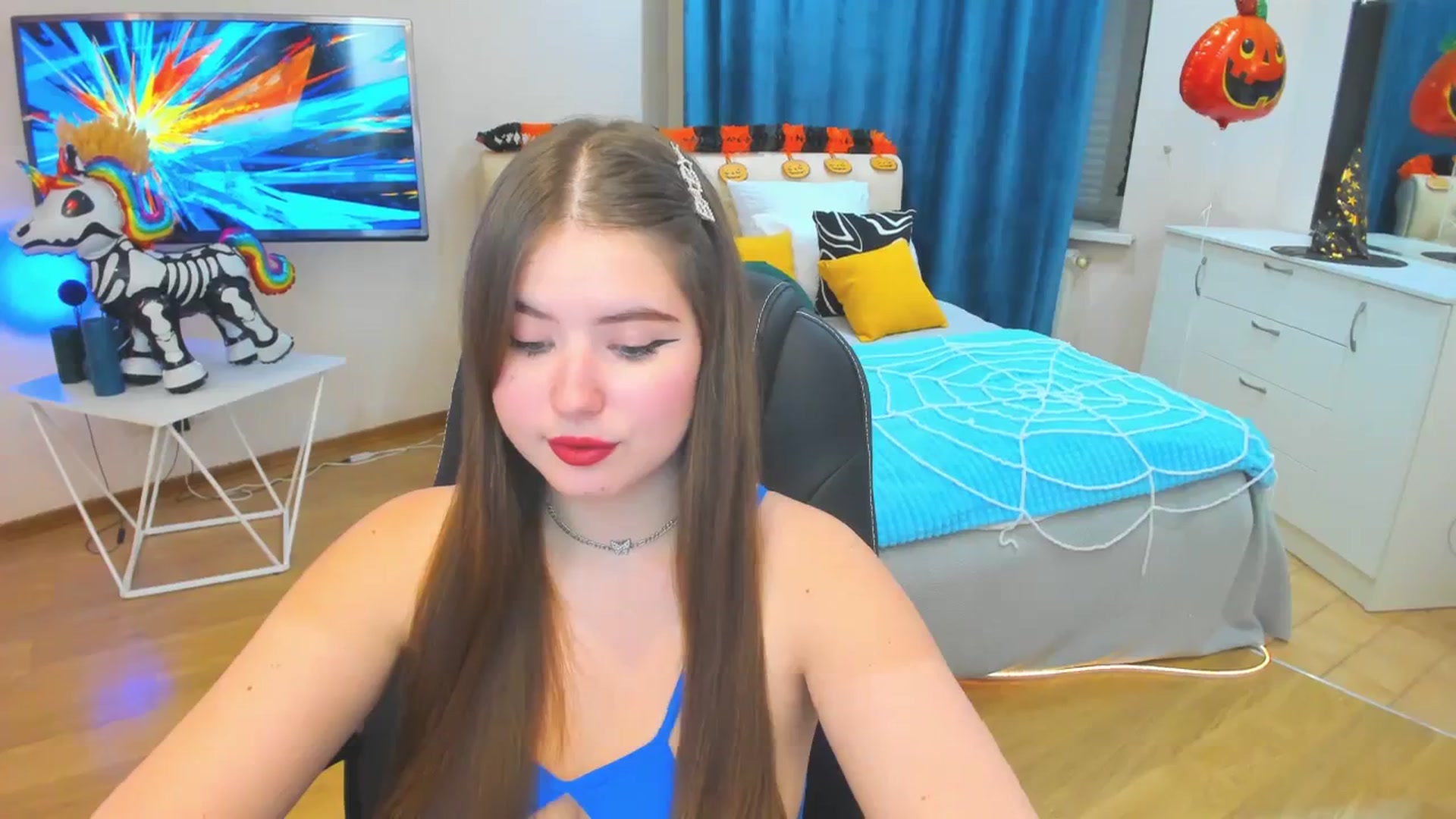 Gallery image thumbnail from AdmireMyEyes's myfreecams stream on, 10/28/2023, 16:52 image 2 of 20