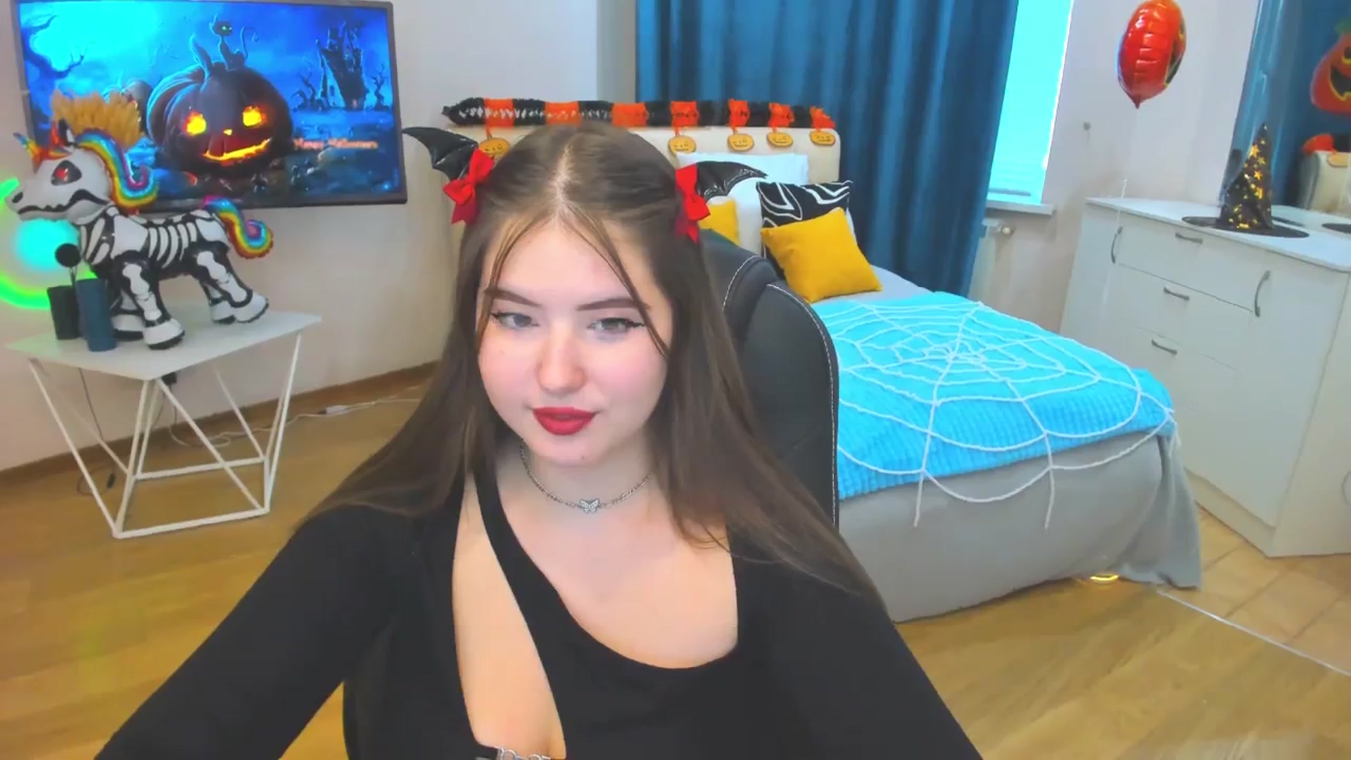 Gallery image thumbnail from AdmireMyEyes's myfreecams stream on, 10/29/2023, 09:52 image 8 of 20