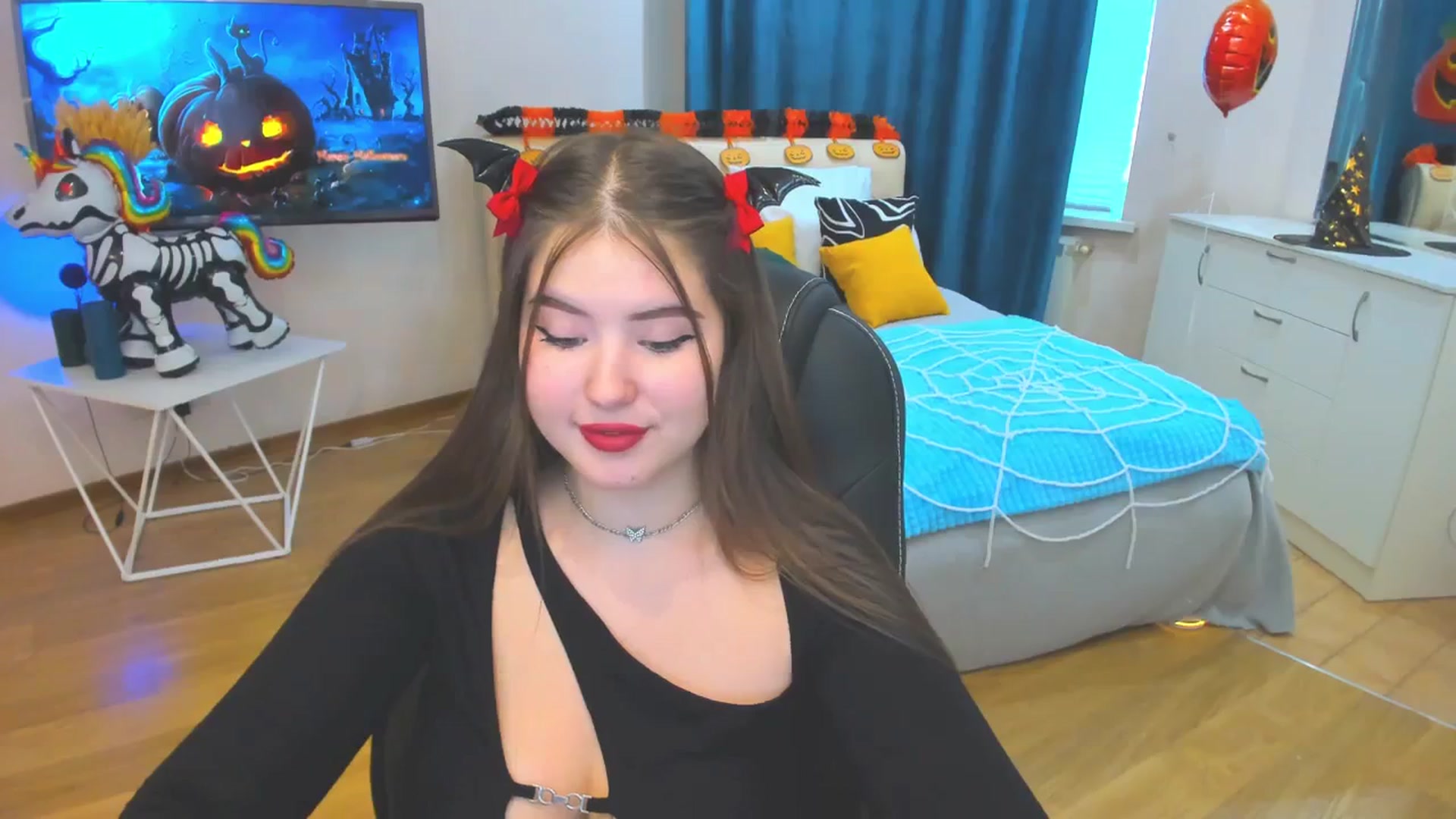 Gallery image thumbnail from AdmireMyEyes's myfreecams stream on, 10/29/2023, 09:52 image 9 of 20