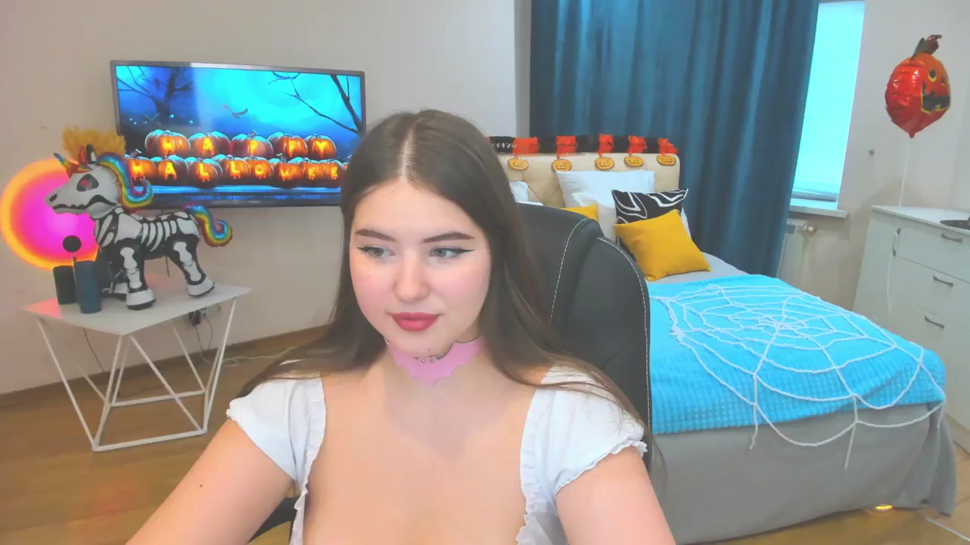 Gallery image thumbnail from AdmireMyEyes's myfreecams stream on, 10/30/2023, 07:47 image 19 of 20