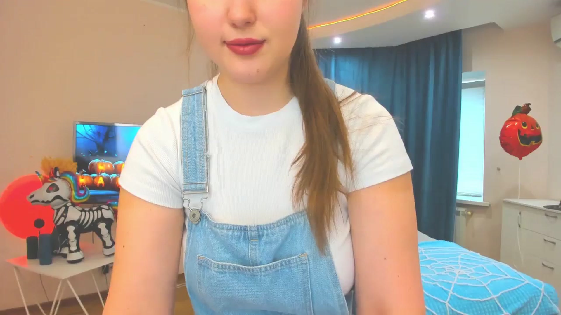Gallery image thumbnail from AdmireMyEyes's myfreecams stream on, 10/30/2023, 09:48 image 5 of 20