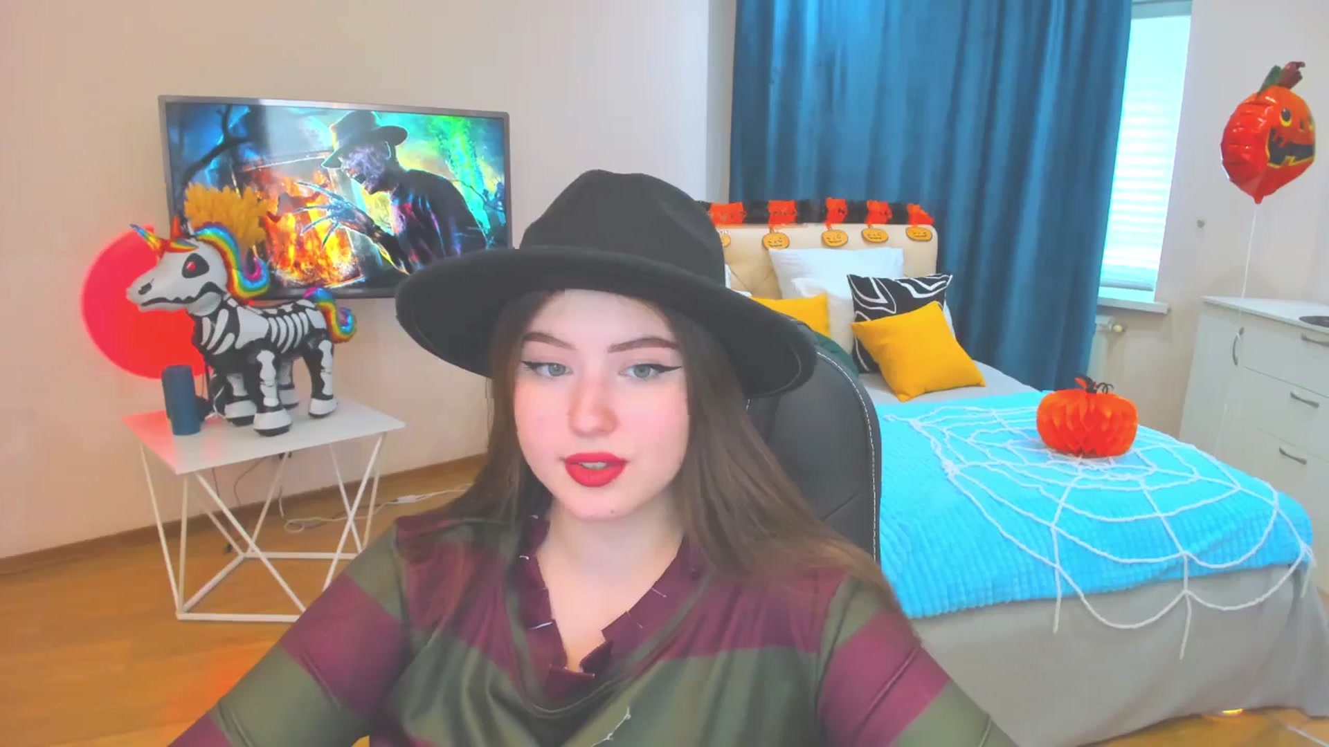 Gallery image thumbnail from AdmireMyEyes's myfreecams stream on, 10/31/2023, 09:53 image 8 of 20