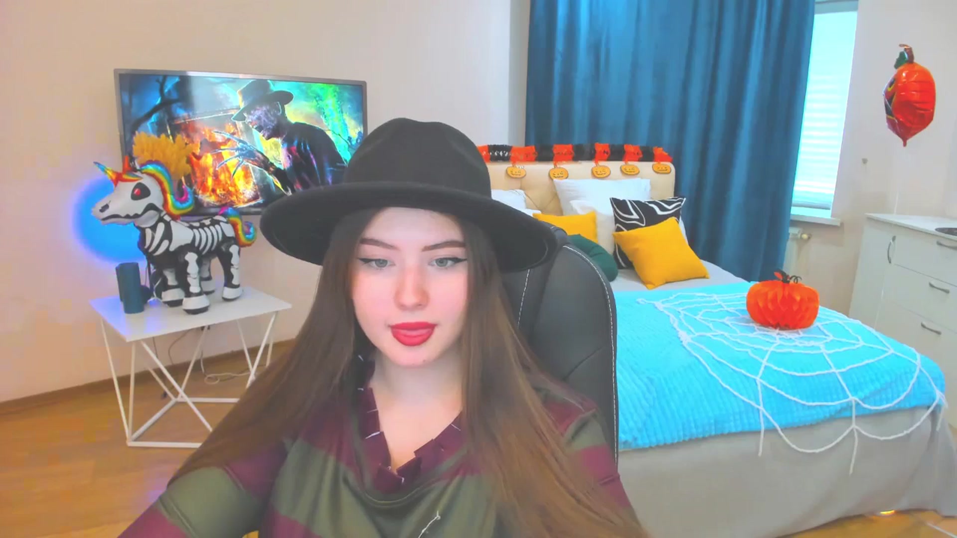 Gallery image thumbnail from AdmireMyEyes's myfreecams stream on, 10/31/2023, 09:53 image 15 of 20