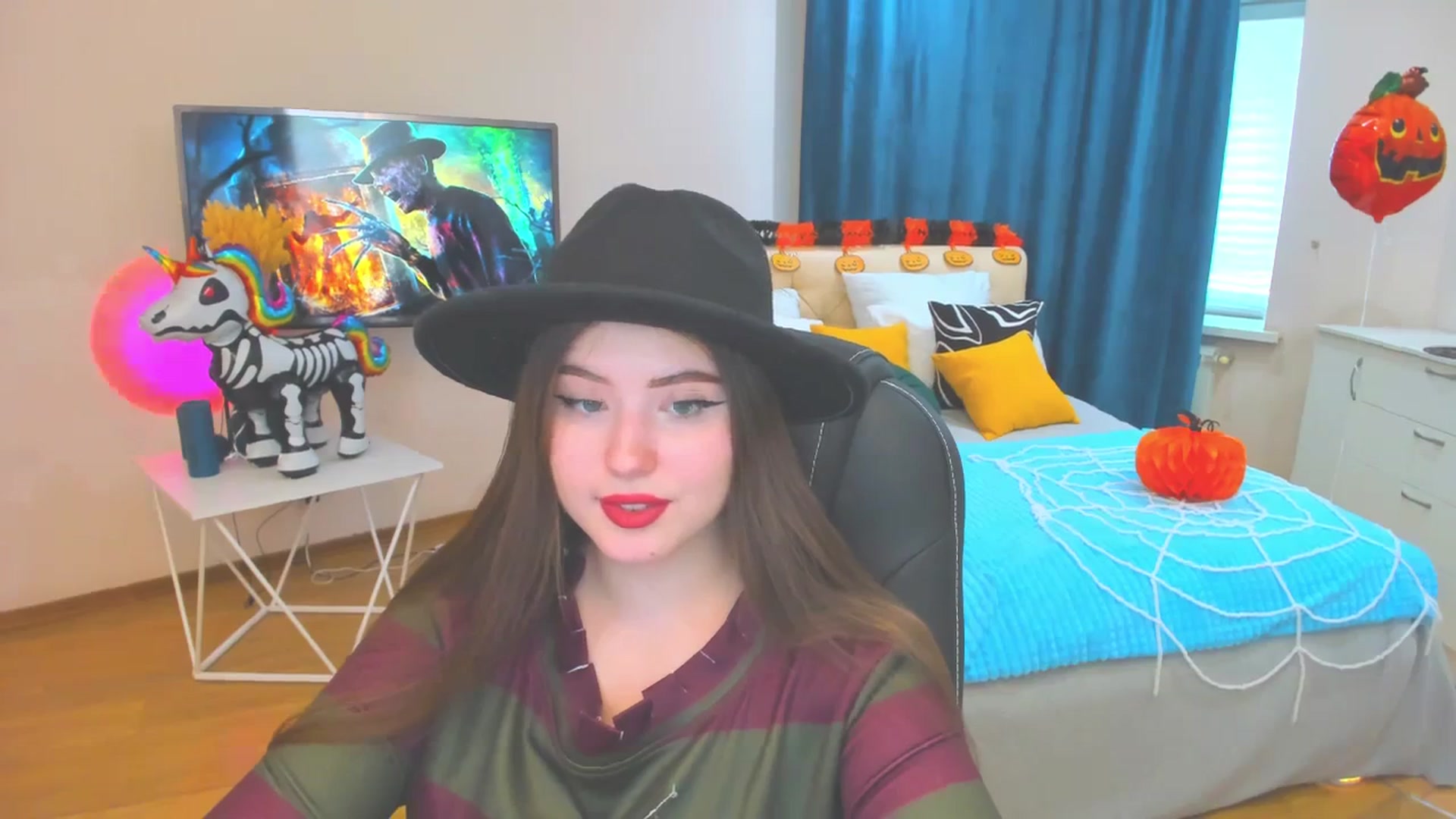Gallery image thumbnail from AdmireMyEyes's myfreecams stream on, 10/31/2023, 09:53 image 10 of 20
