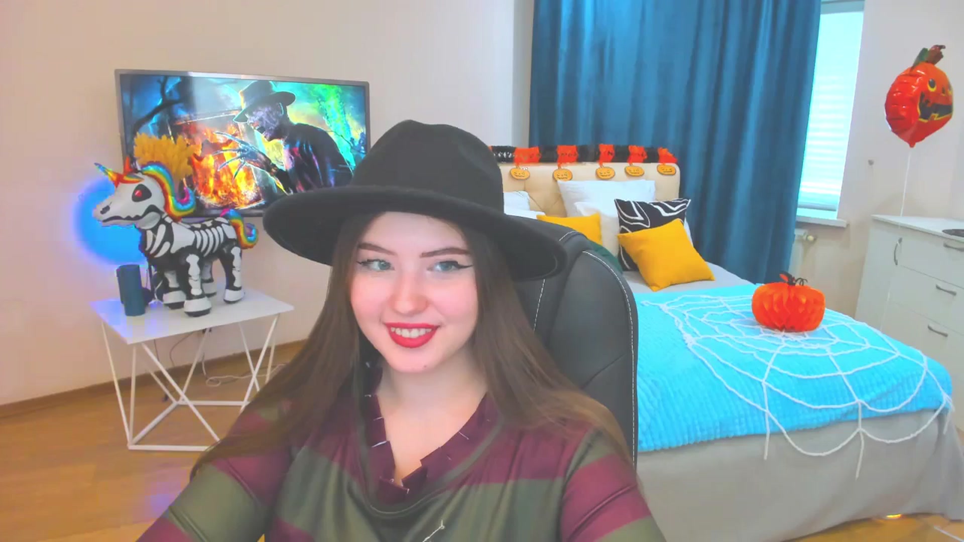 Gallery image thumbnail from AdmireMyEyes's myfreecams stream on, 10/31/2023, 09:53 image 12 of 20