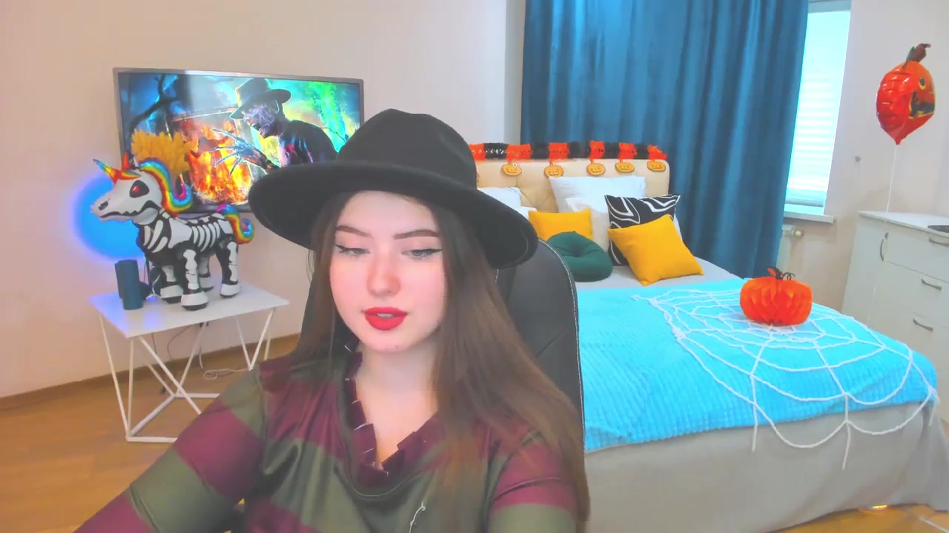 Gallery image thumbnail from AdmireMyEyes's myfreecams stream on, 10/31/2023, 09:53 image 3 of 20