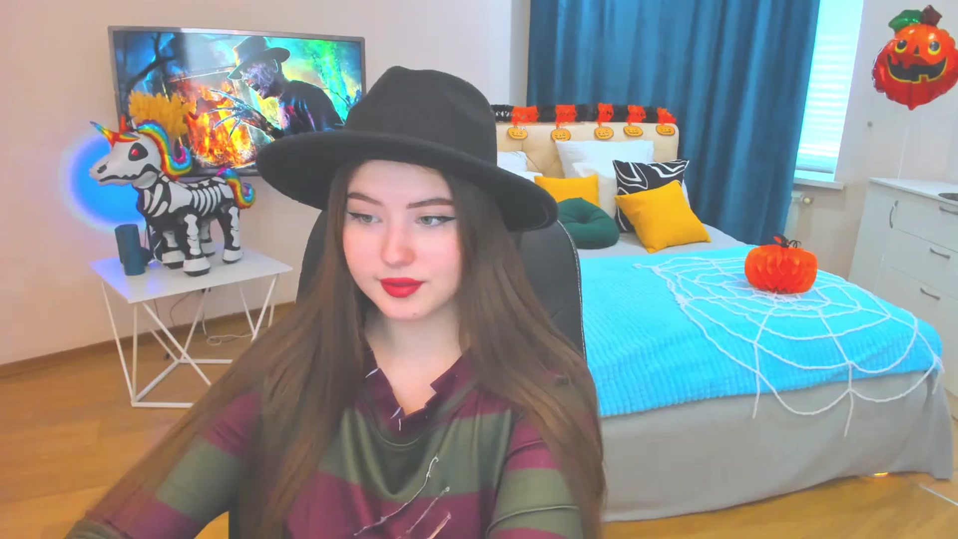 Gallery image thumbnail from AdmireMyEyes's myfreecams stream on, 10/31/2023, 10:56 image 12 of 20