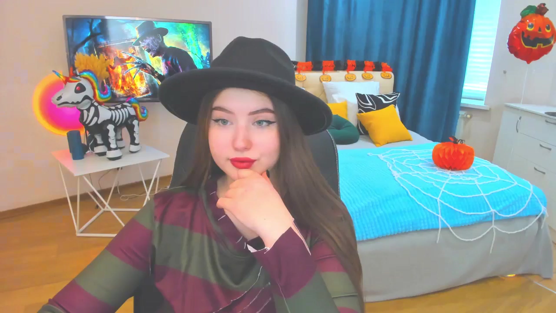 Gallery image thumbnail from AdmireMyEyes's myfreecams stream on, 10/31/2023, 10:56 image 9 of 20