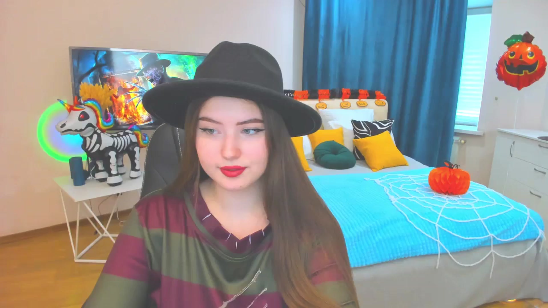 Gallery image thumbnail from AdmireMyEyes's myfreecams stream on, 10/31/2023, 10:56 image 5 of 20