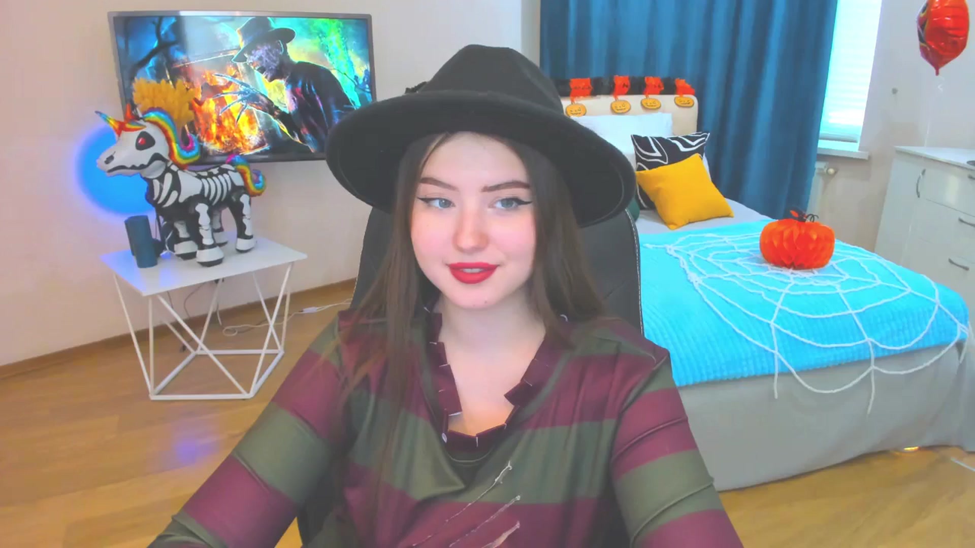 Gallery image thumbnail from AdmireMyEyes's myfreecams stream on, 10/31/2023, 12:23 image 12 of 20
