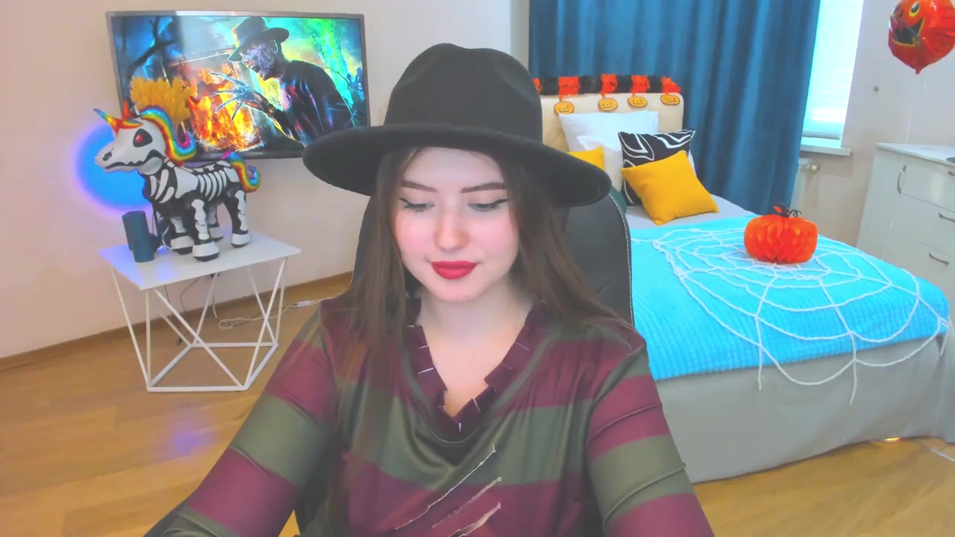 Gallery image thumbnail from AdmireMyEyes's myfreecams stream on, 10/31/2023, 12:23 image 13 of 20