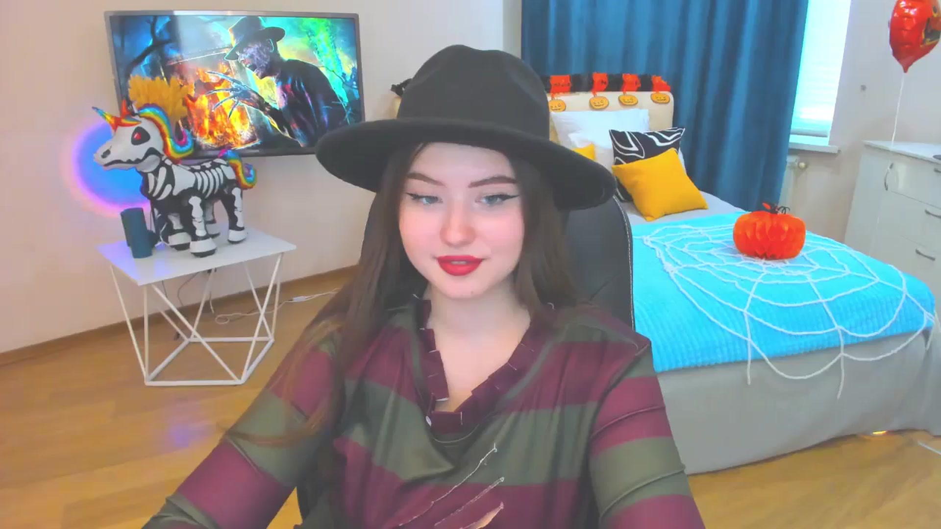Gallery image thumbnail from AdmireMyEyes's myfreecams stream on, 10/31/2023, 12:23 image 7 of 20