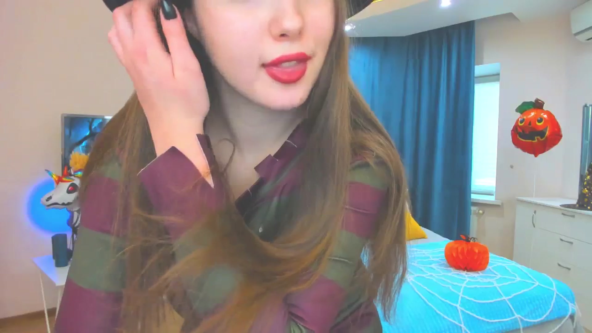 Gallery image thumbnail from AdmireMyEyes's myfreecams stream on, 10/31/2023, 12:23 image 19 of 20