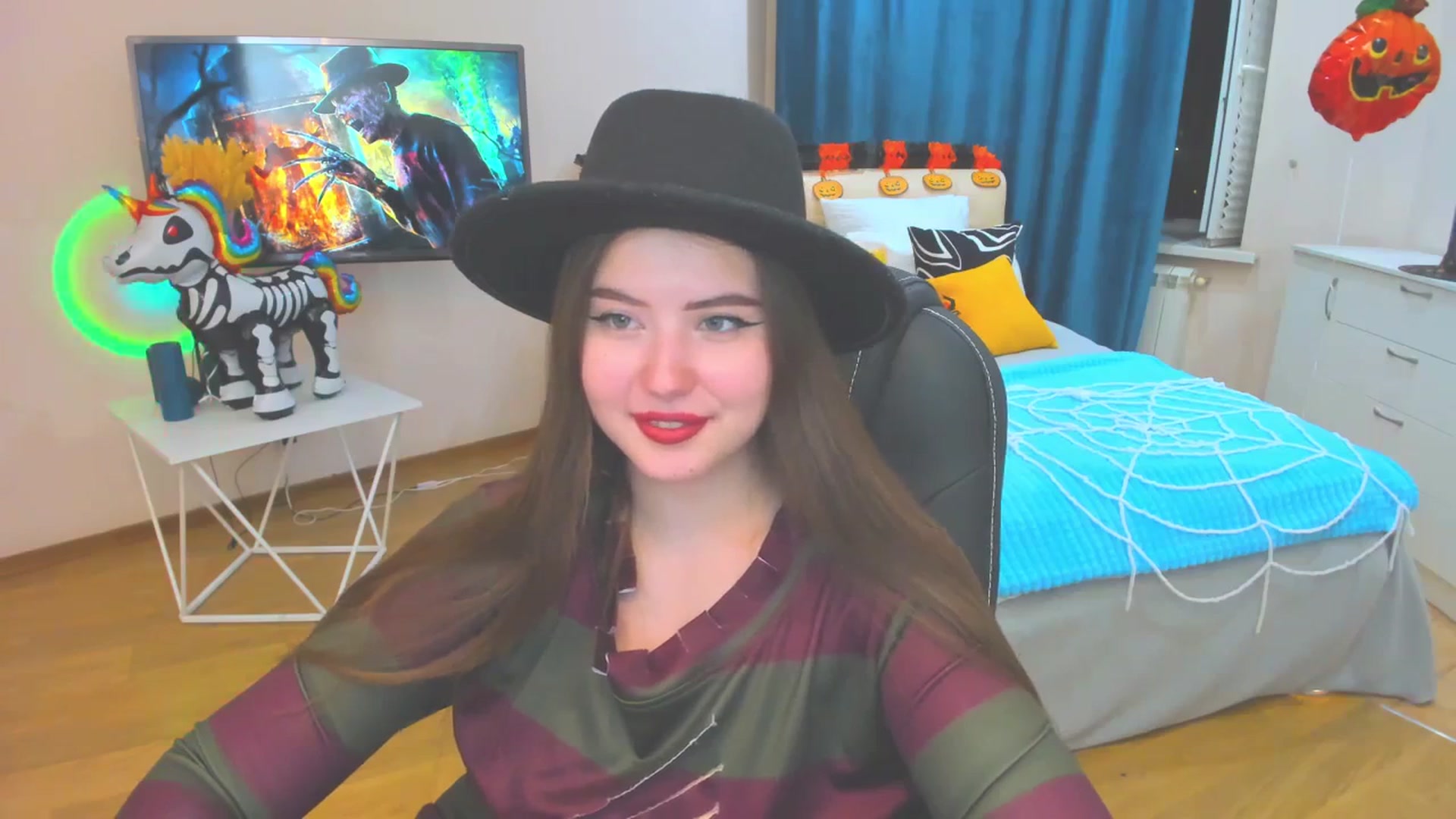 Gallery image thumbnail from AdmireMyEyes's myfreecams stream on, 10/31/2023, 14:47 image 7 of 20
