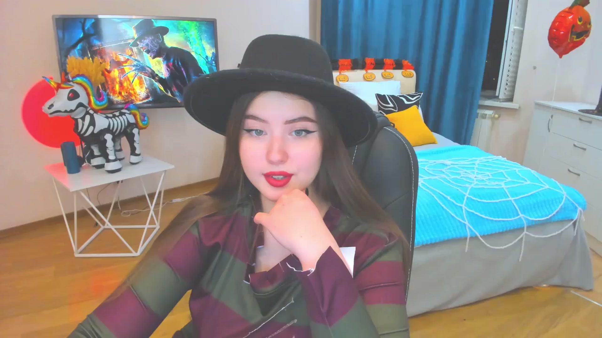 Gallery image thumbnail from AdmireMyEyes's myfreecams stream on, 10/31/2023, 14:47 image 1 of 20