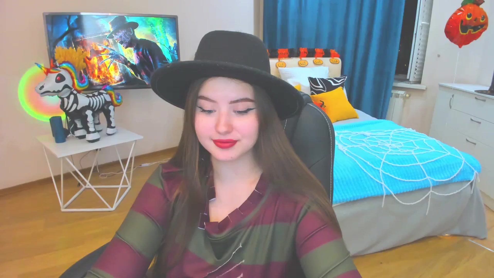 Gallery image thumbnail from AdmireMyEyes's myfreecams stream on, 10/31/2023, 14:47 image 11 of 20