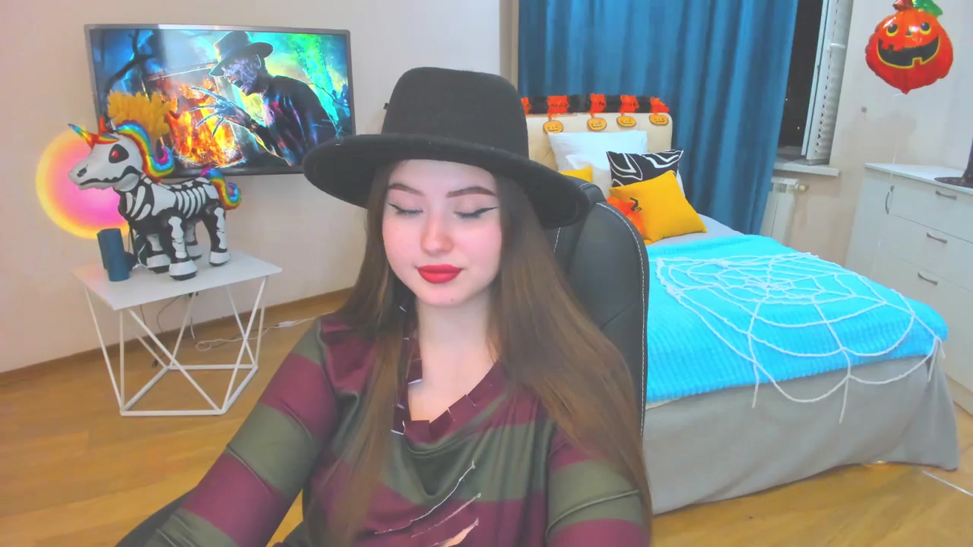 Gallery image thumbnail from AdmireMyEyes's myfreecams stream on, 10/31/2023, 14:47 image 17 of 20