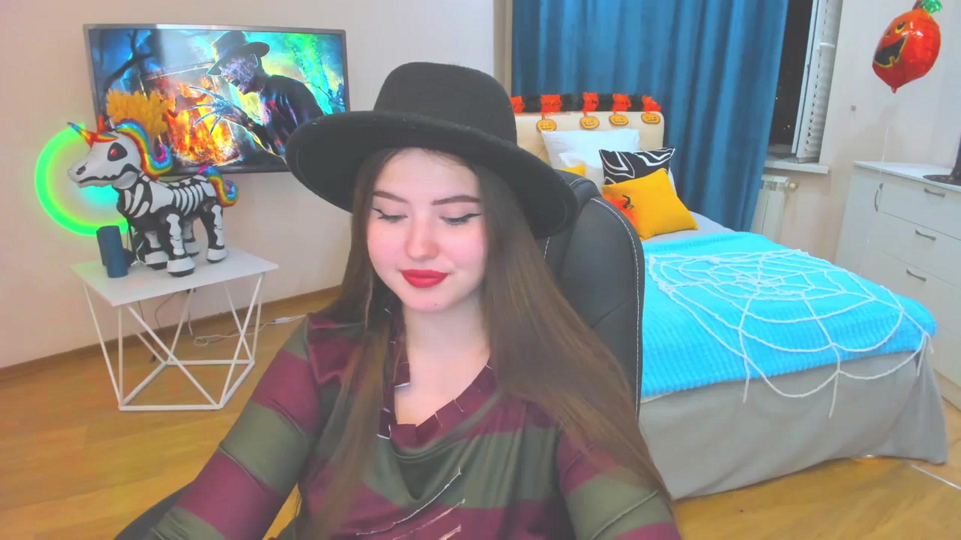 Gallery image thumbnail from AdmireMyEyes's myfreecams stream on, 10/31/2023, 14:47 image 16 of 20
