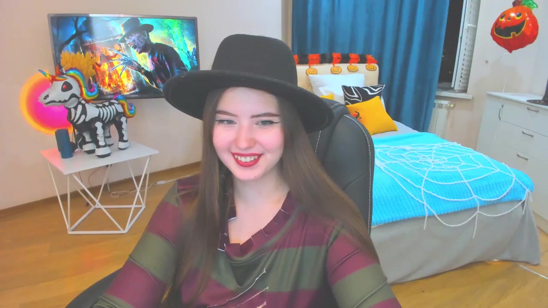 Gallery image thumbnail from AdmireMyEyes's myfreecams stream on, 10/31/2023, 14:47 image 9 of 20