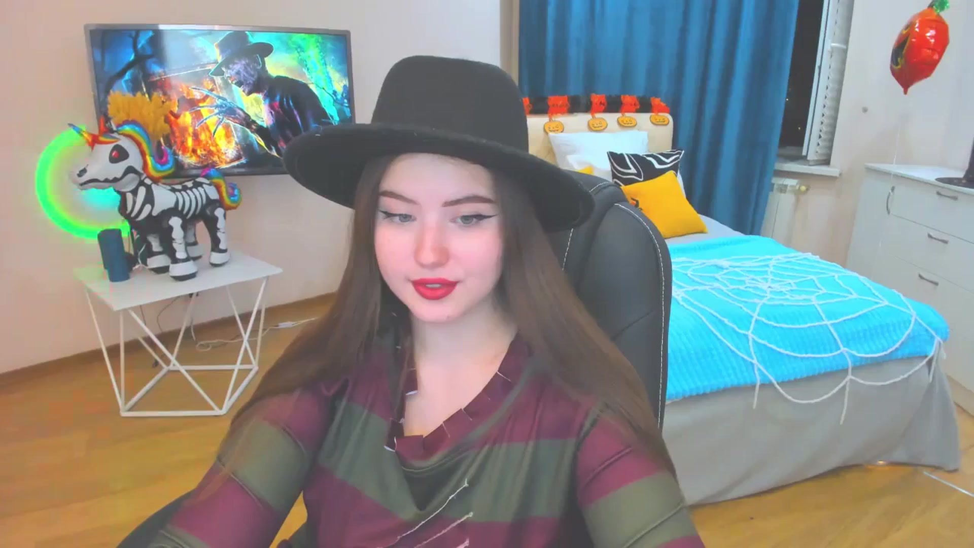 Gallery image thumbnail from AdmireMyEyes's myfreecams stream on, 10/31/2023, 14:47 image 5 of 20
