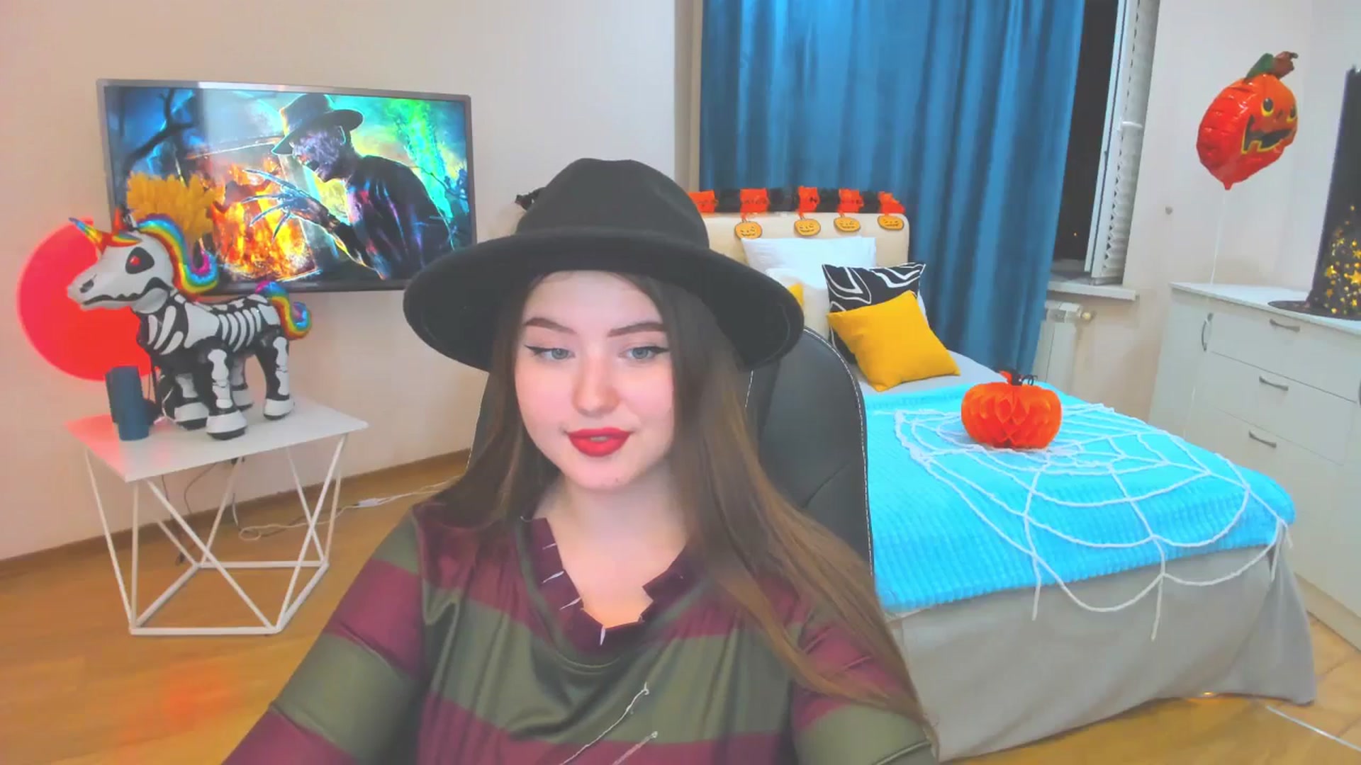 Gallery image thumbnail from AdmireMyEyes's myfreecams stream on, 10/31/2023, 16:45 image 17 of 20