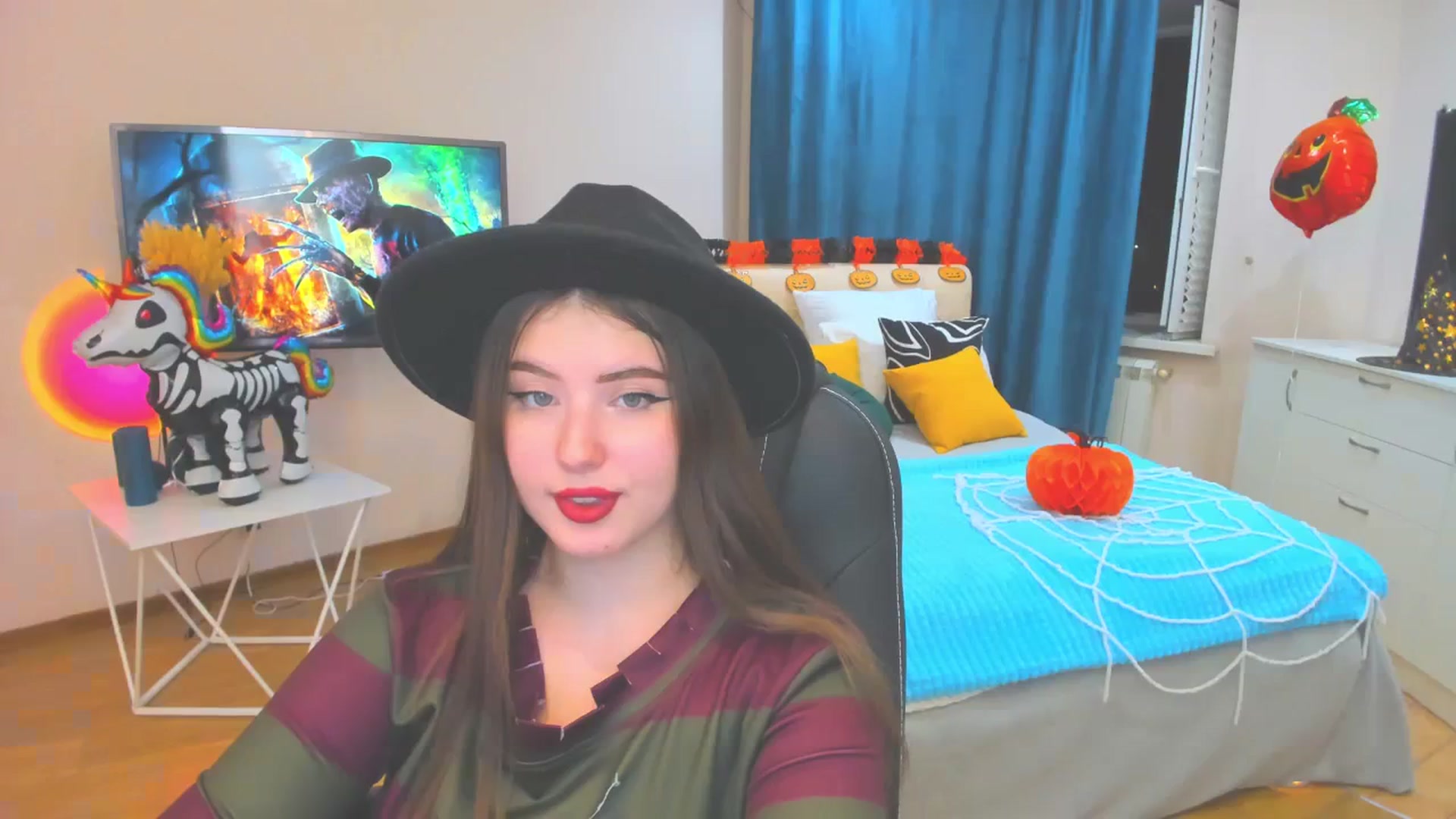 Gallery image thumbnail from AdmireMyEyes's myfreecams stream on, 10/31/2023, 16:45 image 8 of 20