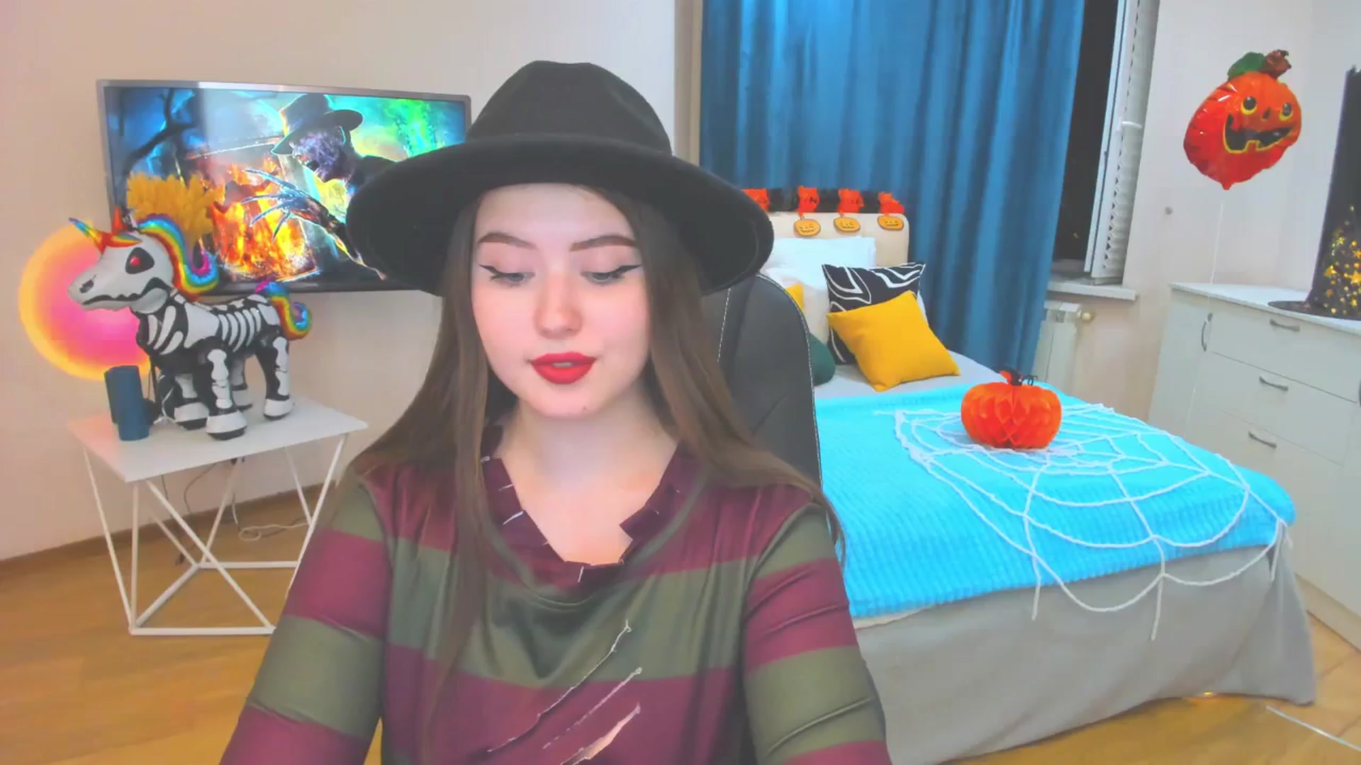 Gallery image thumbnail from AdmireMyEyes's myfreecams stream on, 10/31/2023, 16:45 image 15 of 20