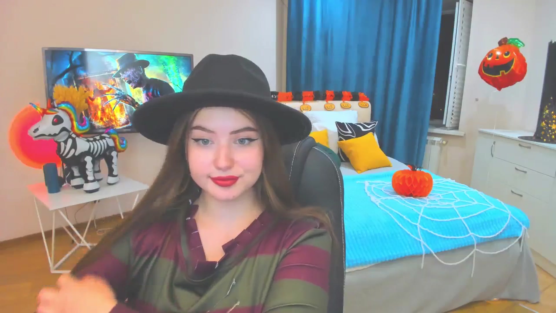 Gallery image thumbnail from AdmireMyEyes's myfreecams stream on, 10/31/2023, 16:45 image 10 of 20
