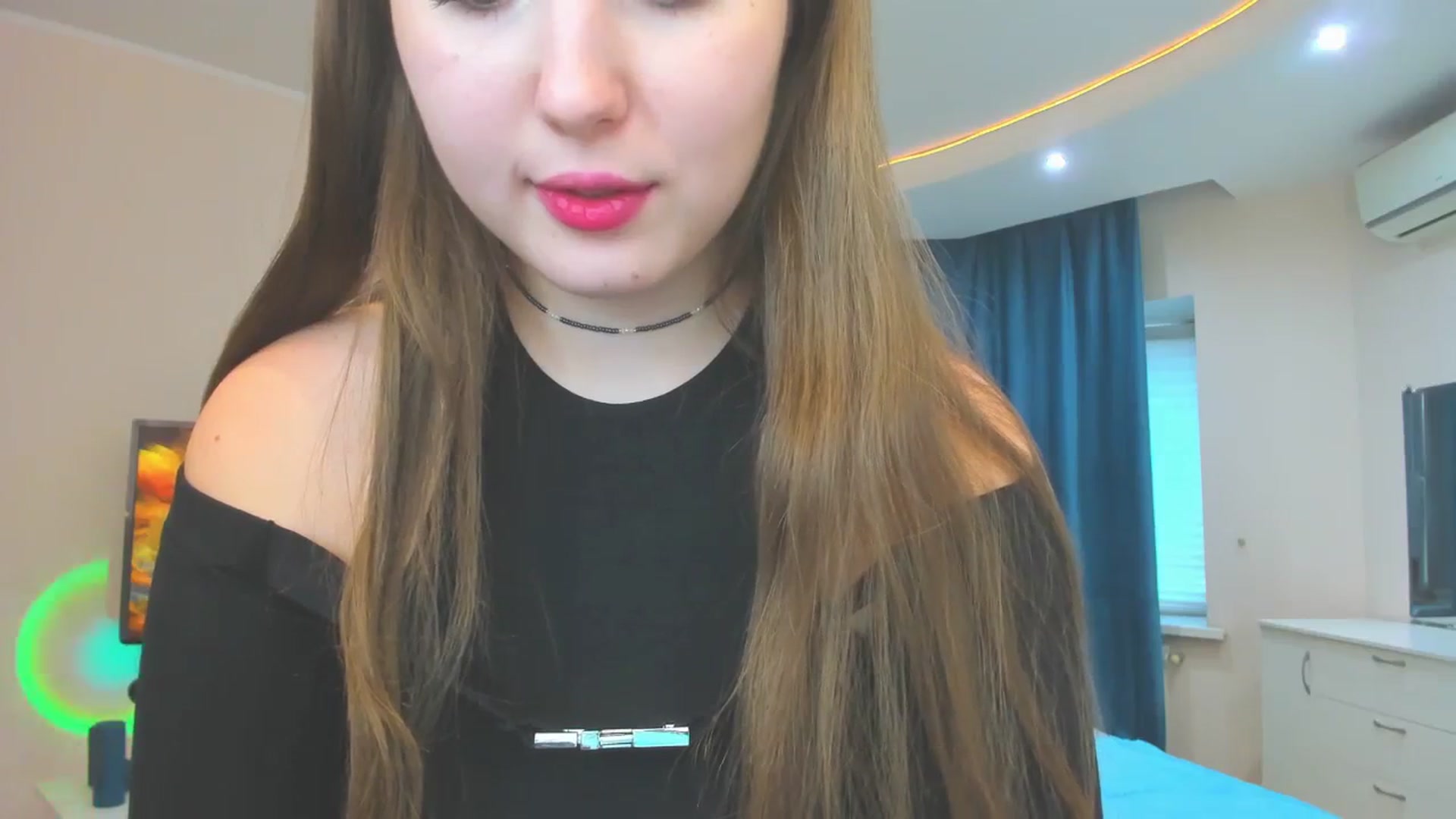 Gallery image thumbnail from AdmireMyEyes's myfreecams stream on, 11/03/2023, 08:44 image 13 of 20
