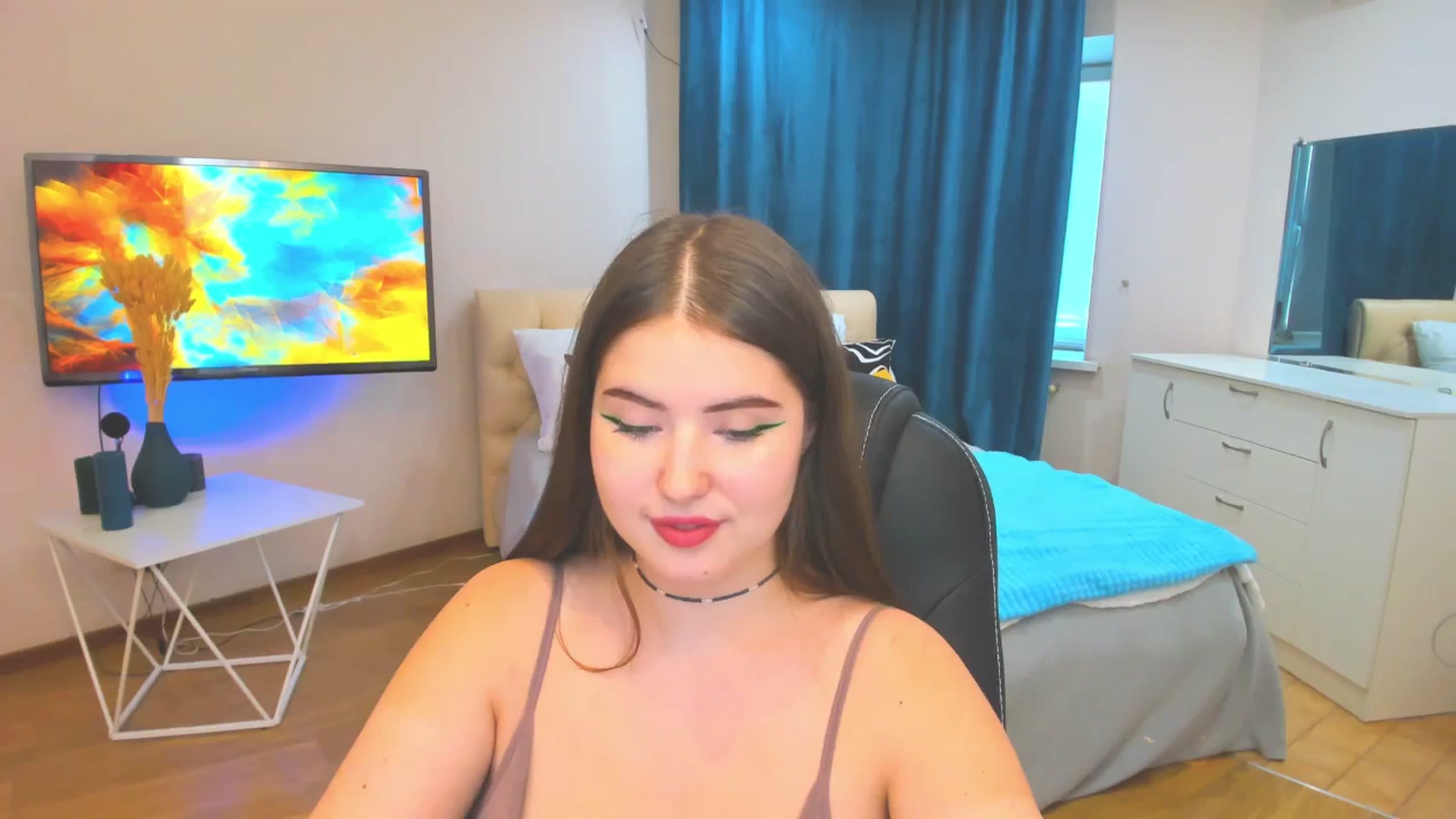 Gallery image thumbnail from AdmireMyEyes's myfreecams stream on, 11/04/2023, 09:51 image 6 of 20