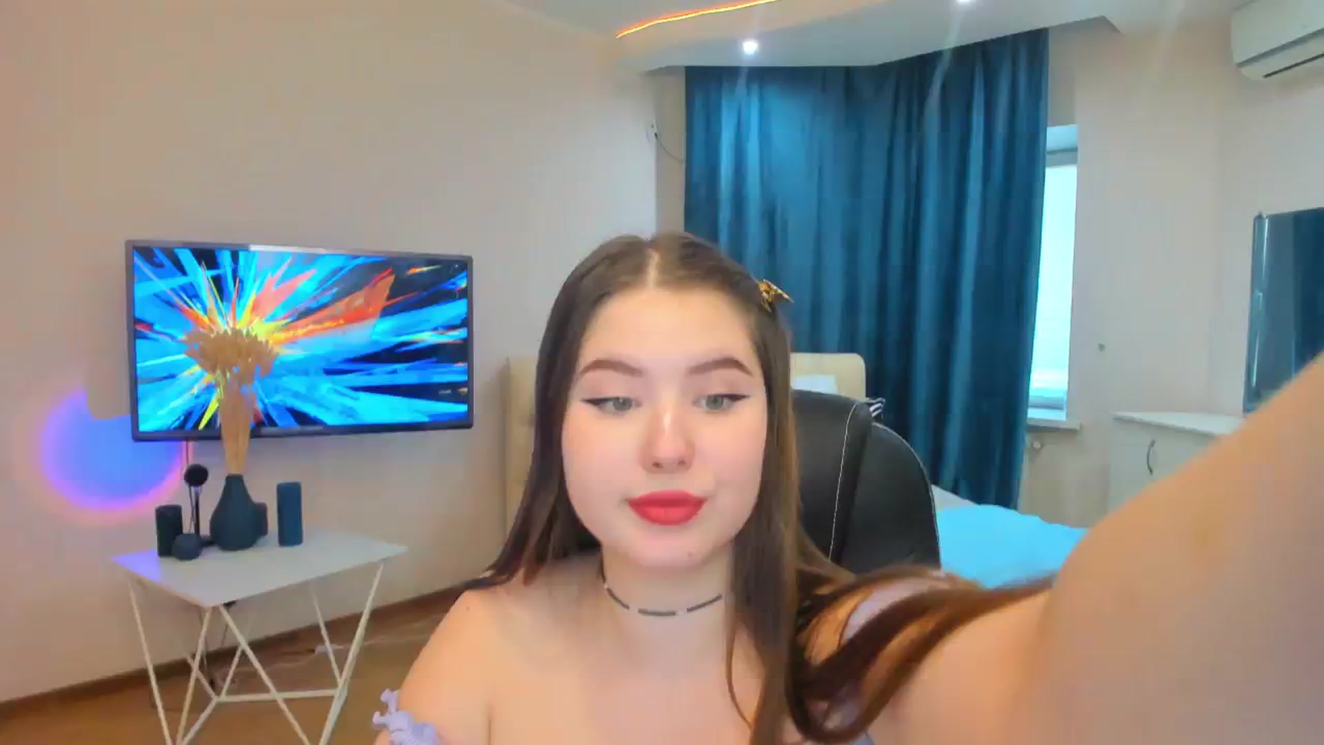 Gallery image thumbnail from AdmireMyEyes's myfreecams stream on, 11/05/2023, 07:47 image 2 of 20